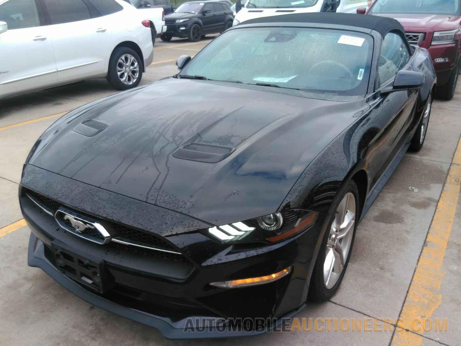 1FATP8UH2M5137351 Ford Mustang 2021