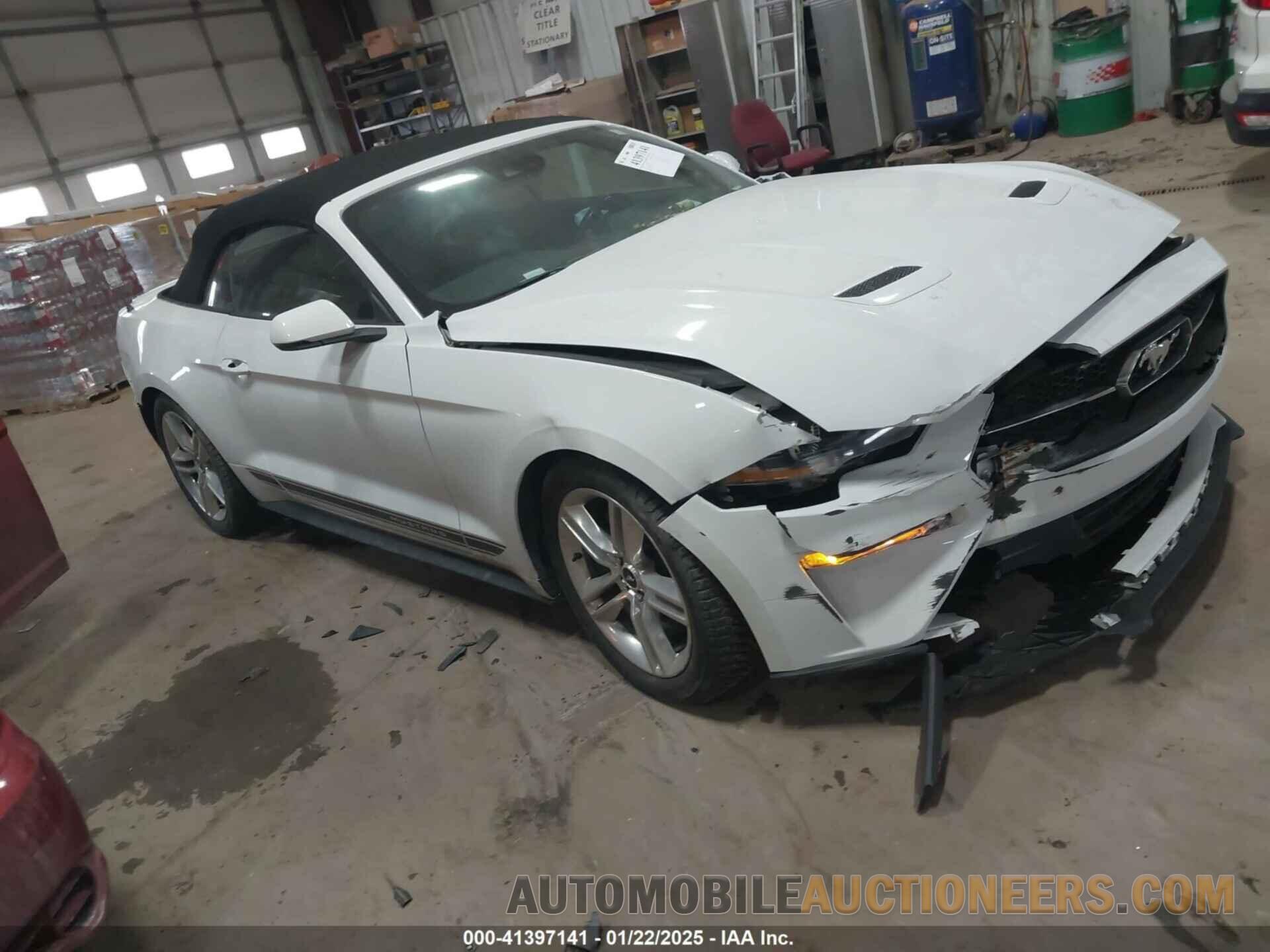 1FATP8UH4M5138923 FORD MUSTANG 2021