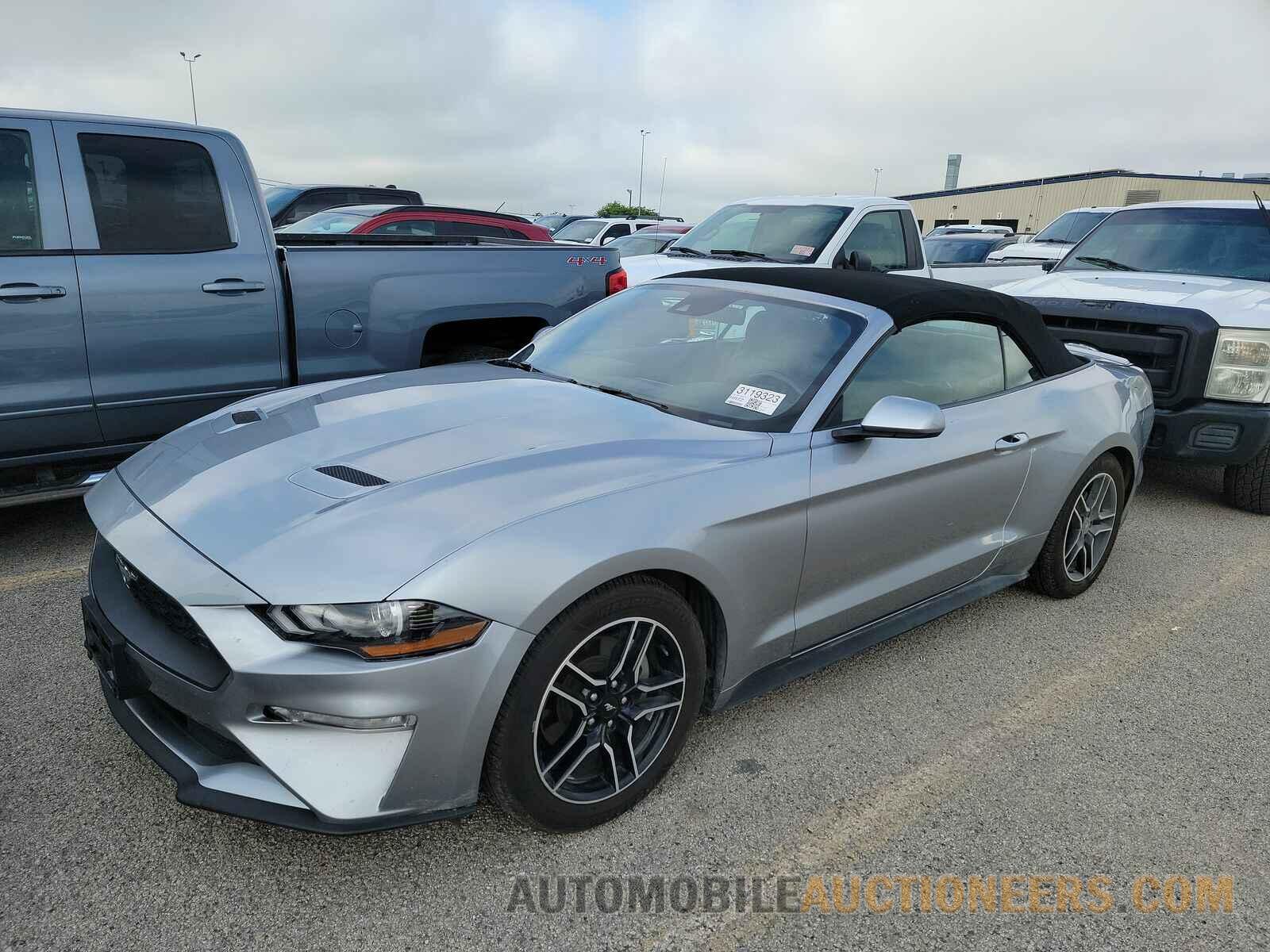 1FATP8UHXM5122211 Ford Mustang 2021