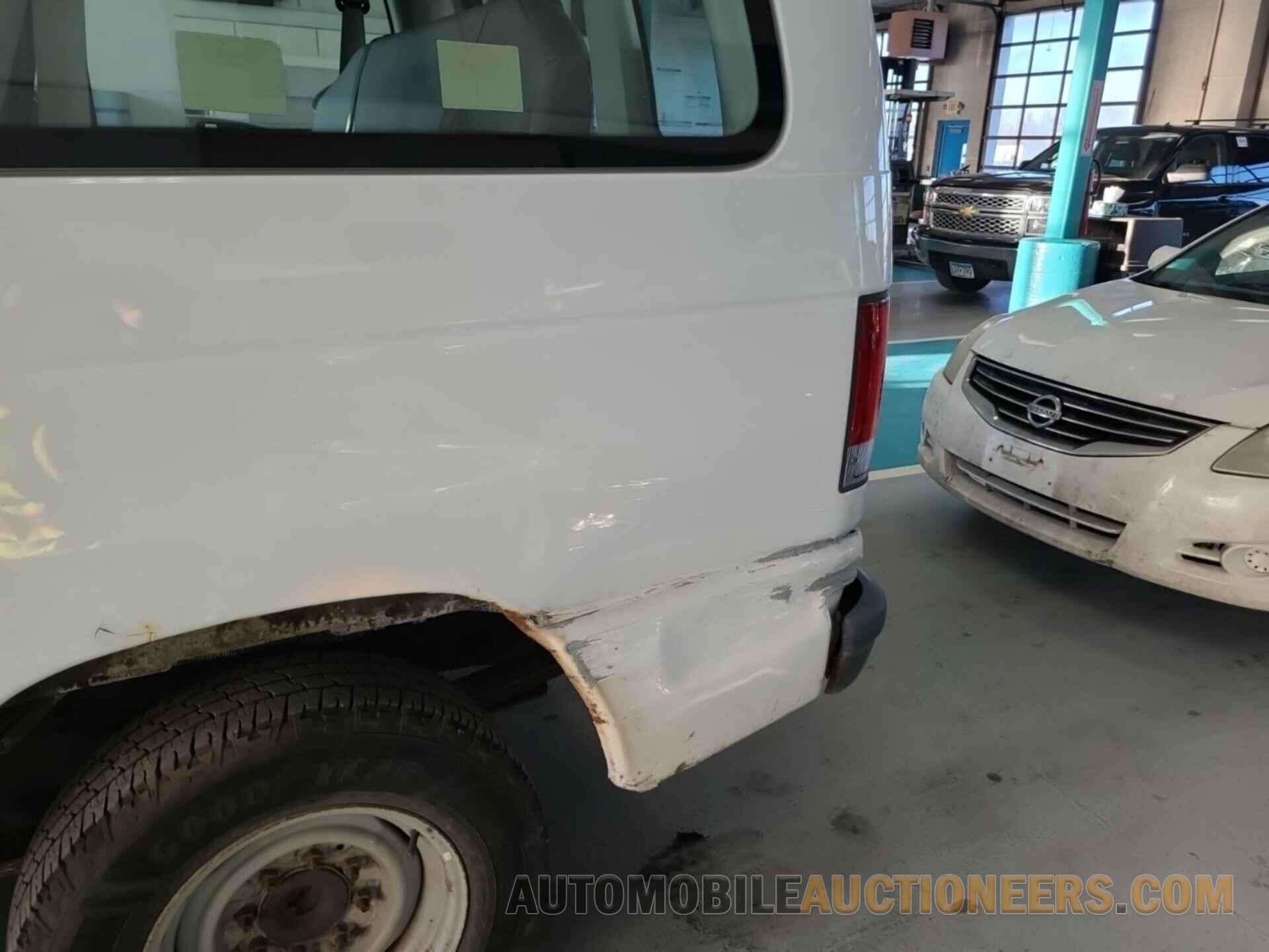 1FBNE3BL9DDA08360 FORD ECONOLINE 2013