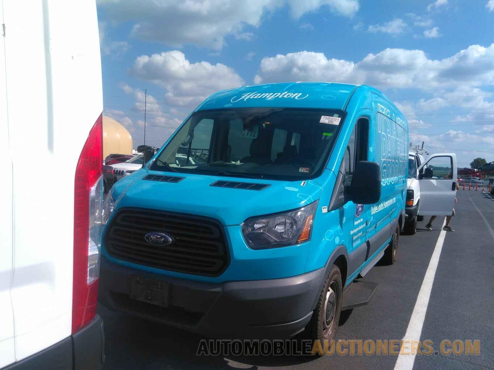 1FBZX2CM0JKB15544 Ford Transit Passenger Wagon 2018