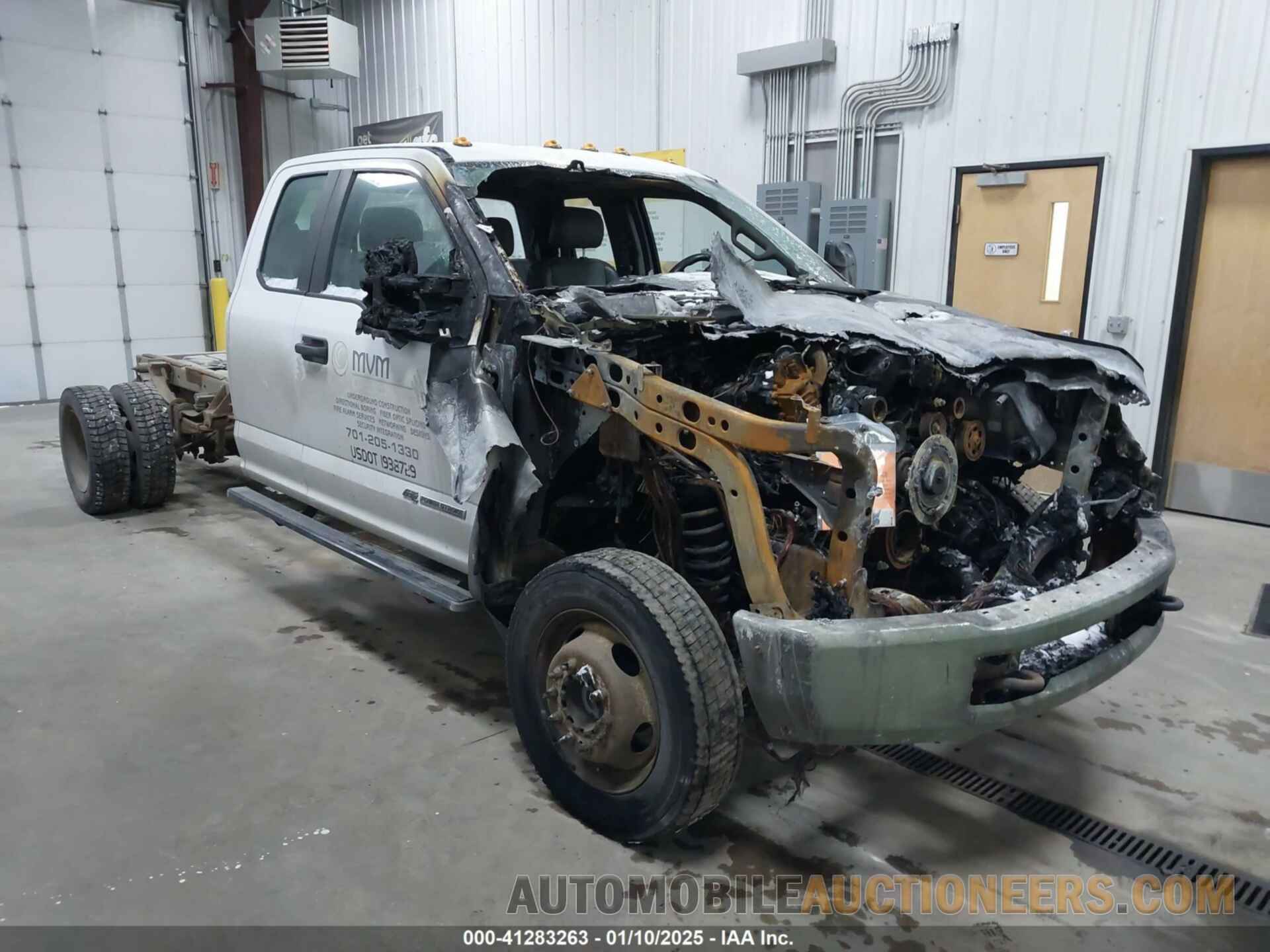 1FD0X4HT7HED42279 FORD F-450 CHASSIS 2017