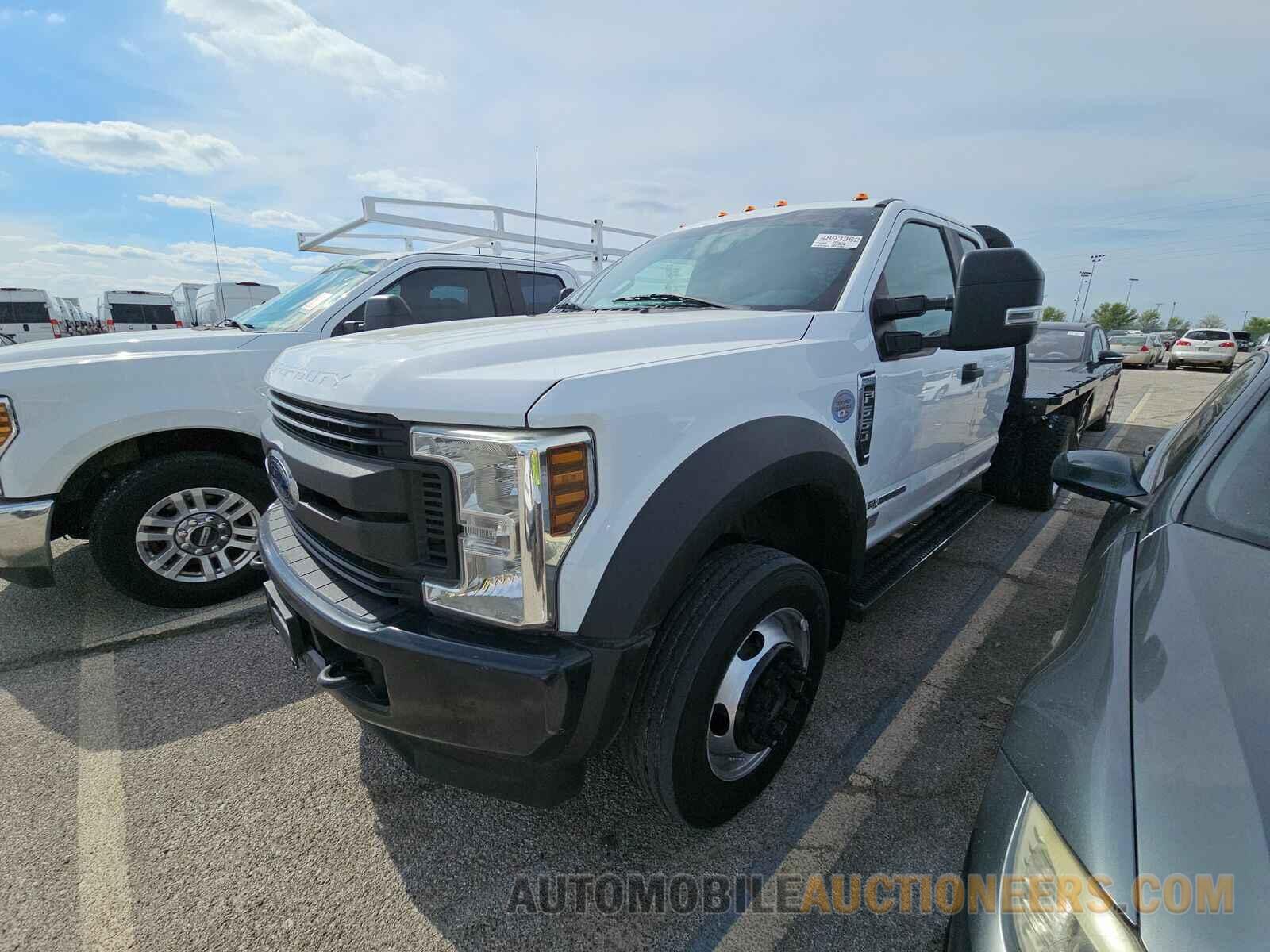 1FD0X5HT3KEC14005 Ford Super Duty F-550 2019