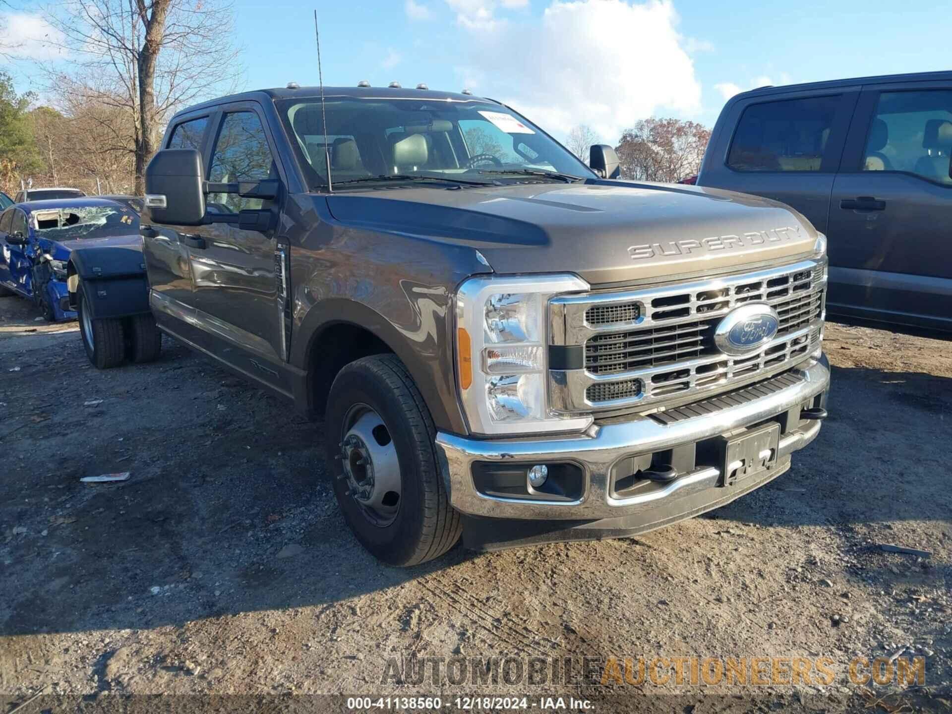 1FD8W3GT1PEC55199 FORD F-350 CHASSIS 2023