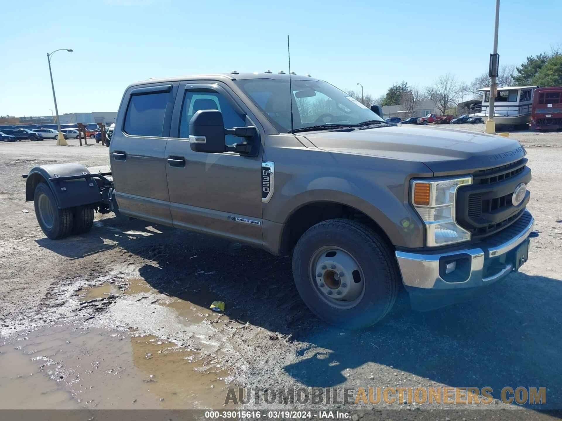 1FD8W3GT9NED71988 FORD F-350 CHASSIS 2022