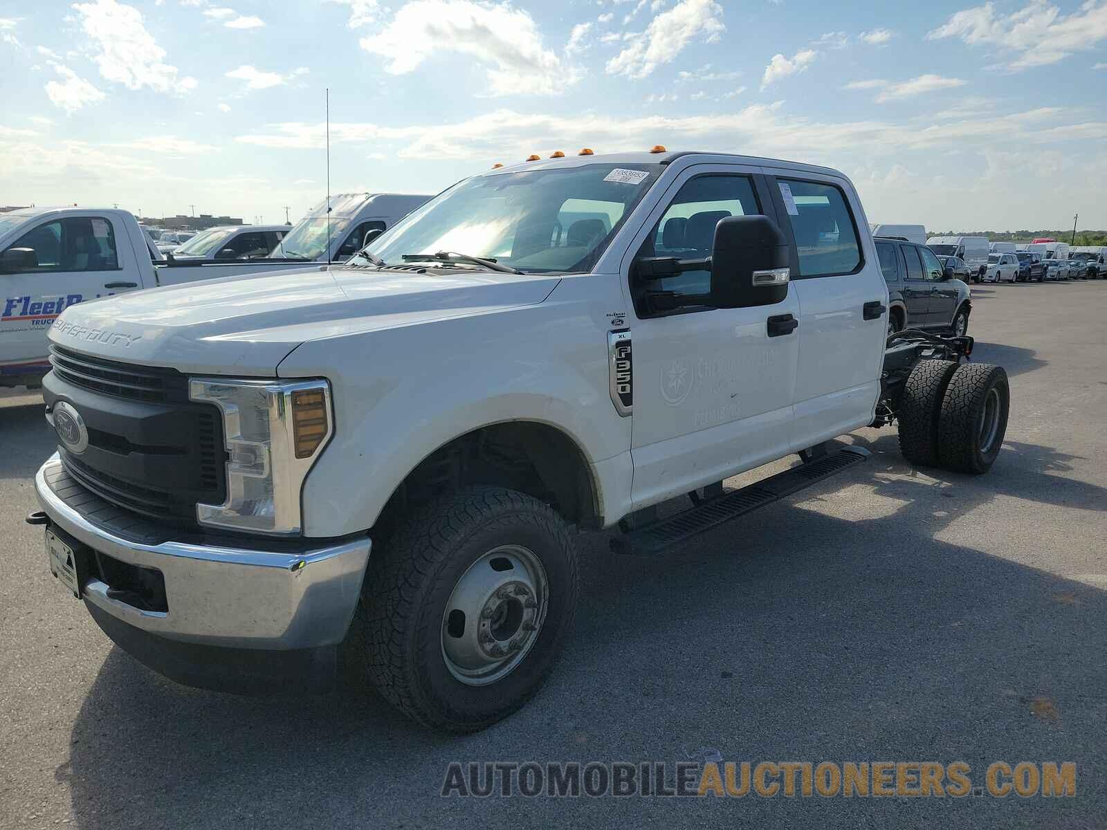 1FD8W3H60KEE24260 Ford Super Duty 2019