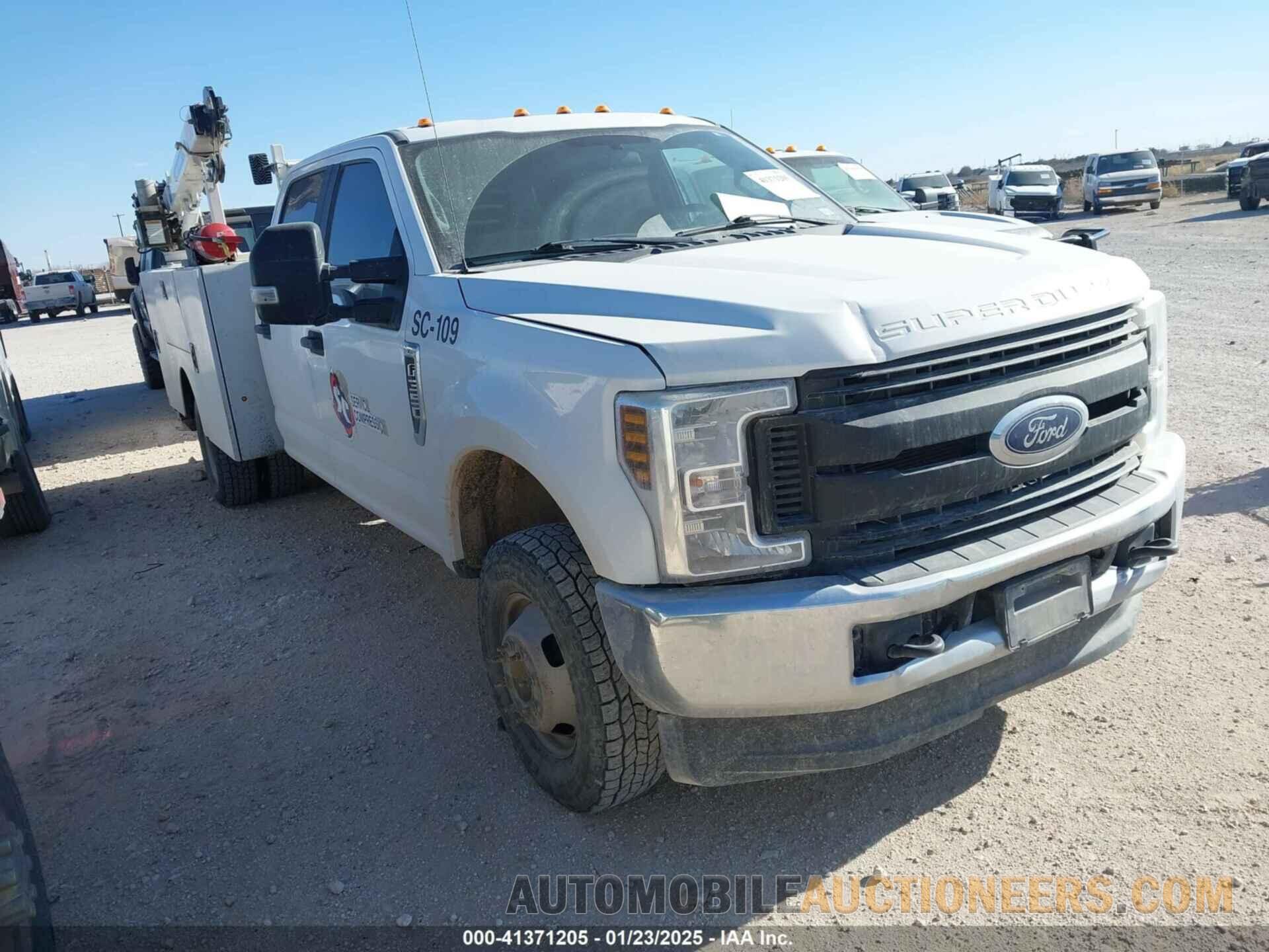 1FD8W3H6XKEE60506 FORD F-350 CHASSIS 2019