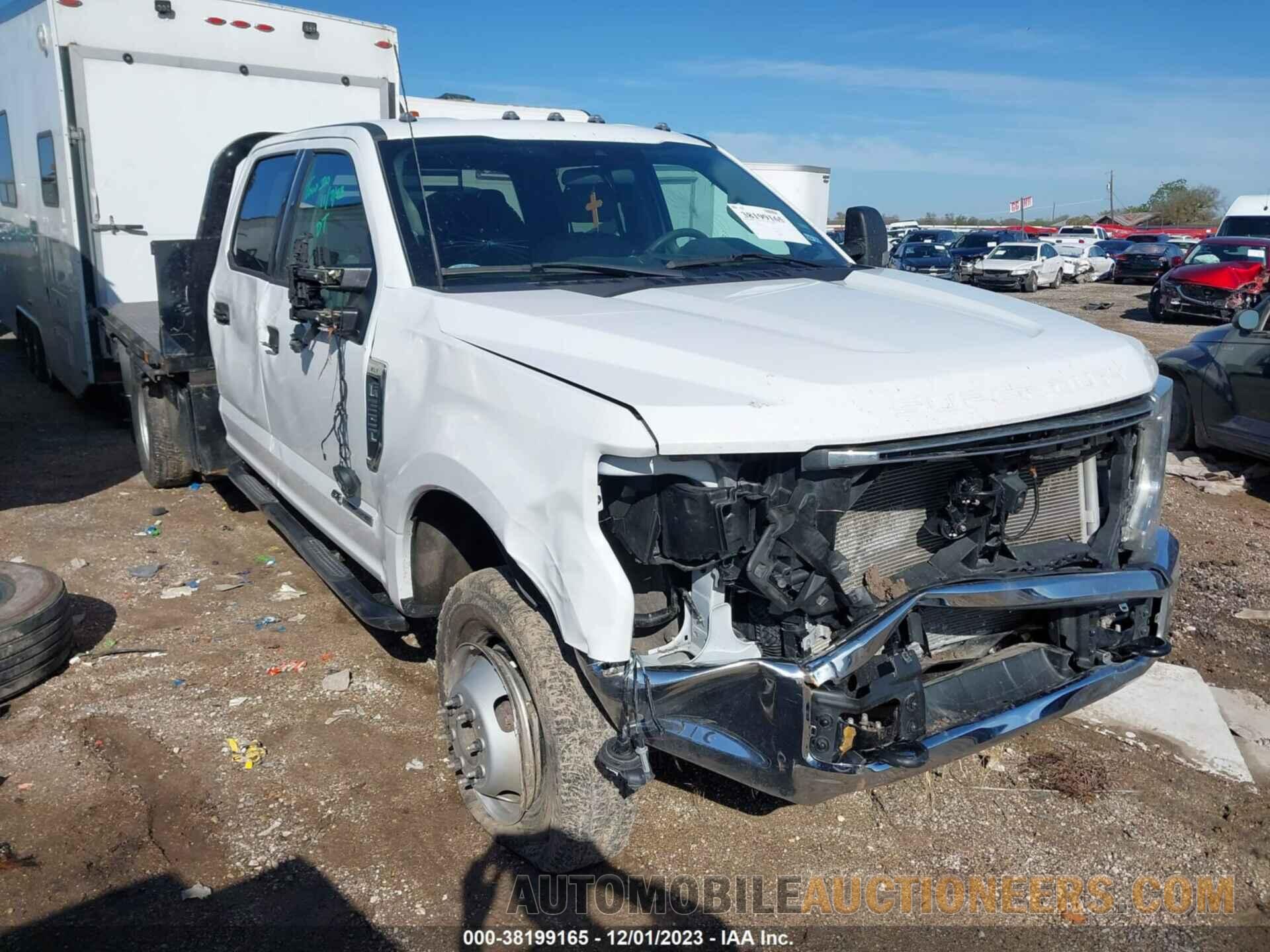 1FD8W3HT0NEE58256 FORD F-350 CHASSIS 2022