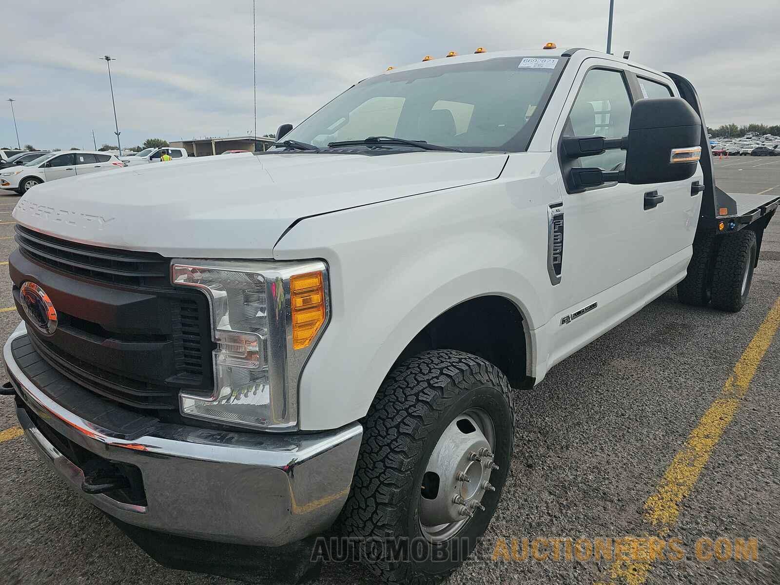 1FD8W3HT1HED13098 Ford Super Duty 2017