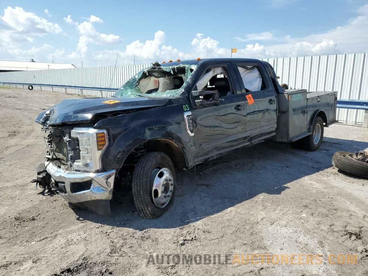 1FD8W3HT1JED00423 FORD F350 2018