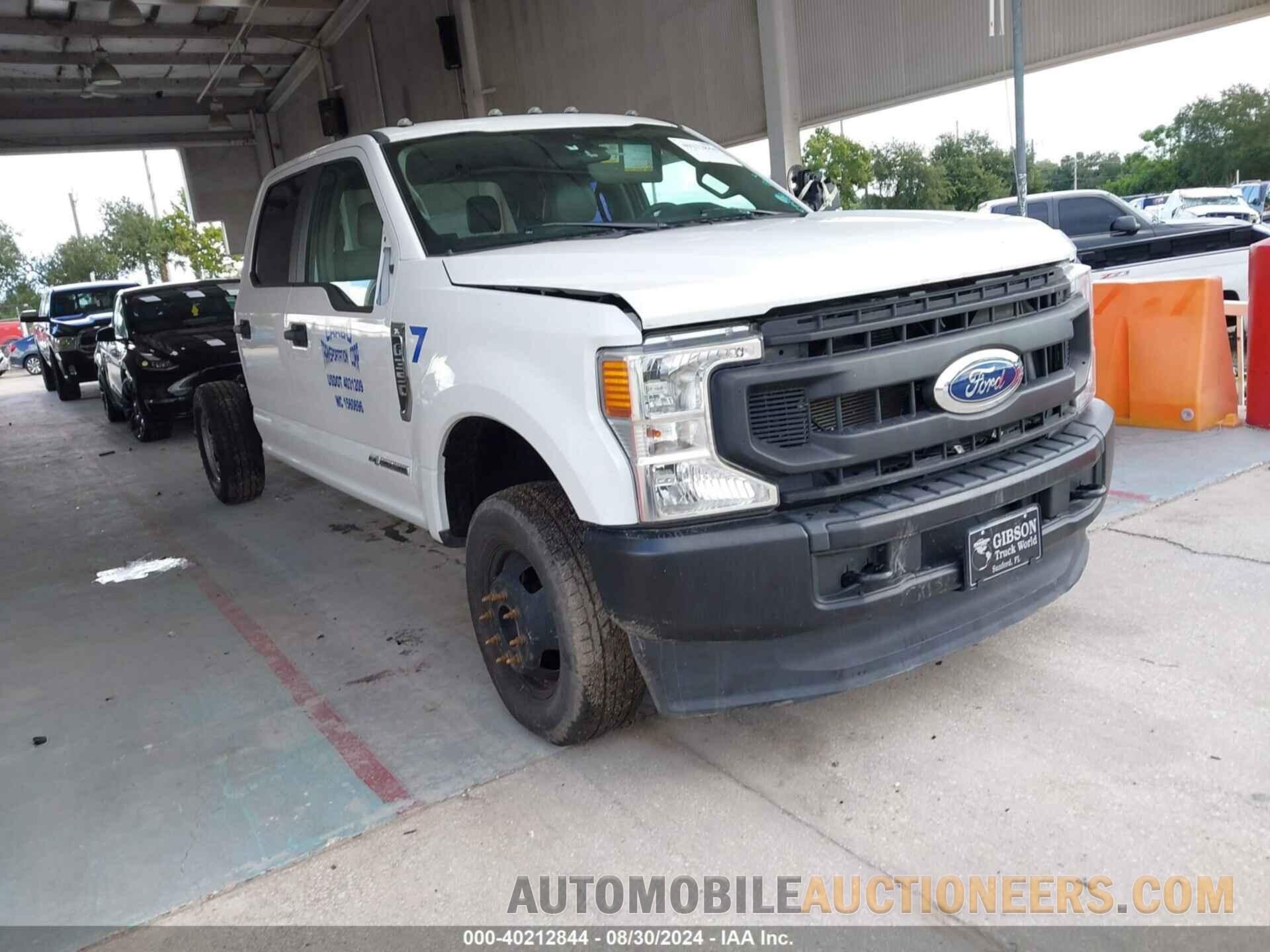 1FD8W3HT2NEC71181 FORD F-350 CHASSIS 2022