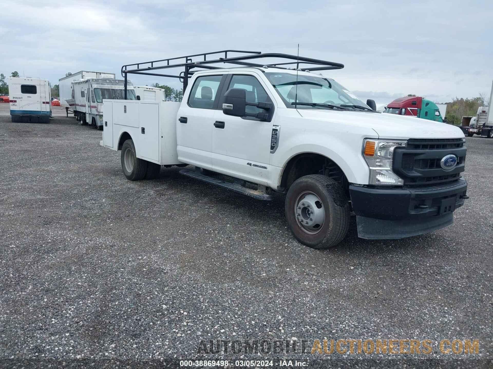 1FD8W3HT2NEG26642 FORD F-350 CHASSIS 2022