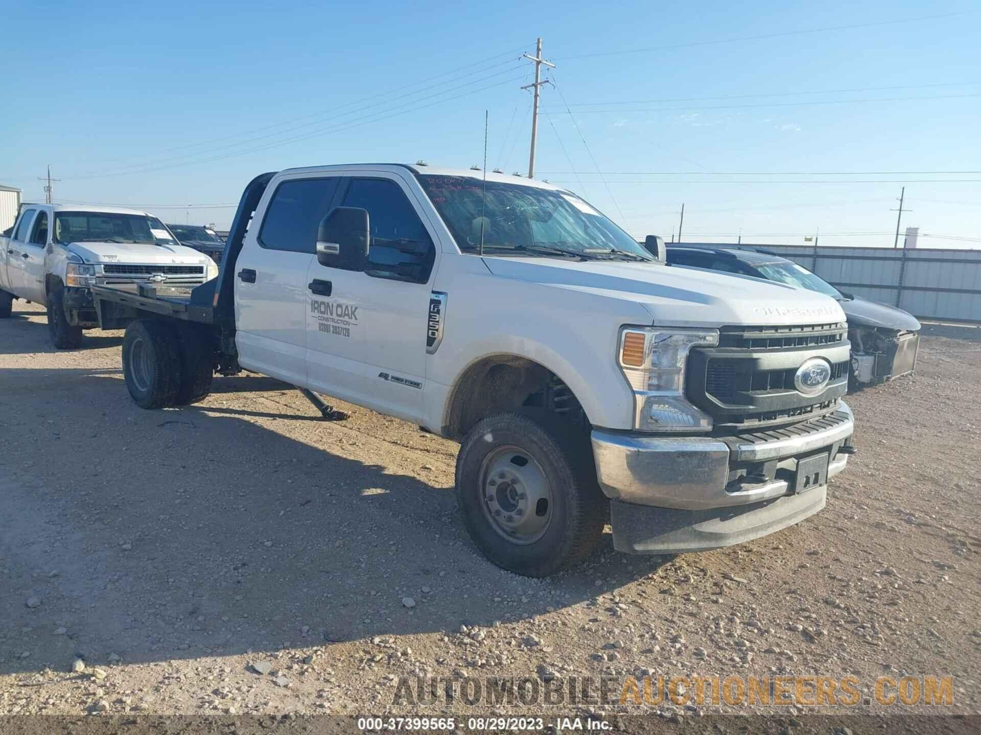 1FD8W3HT4NEE68157 FORD F-350 CHASSIS 2022