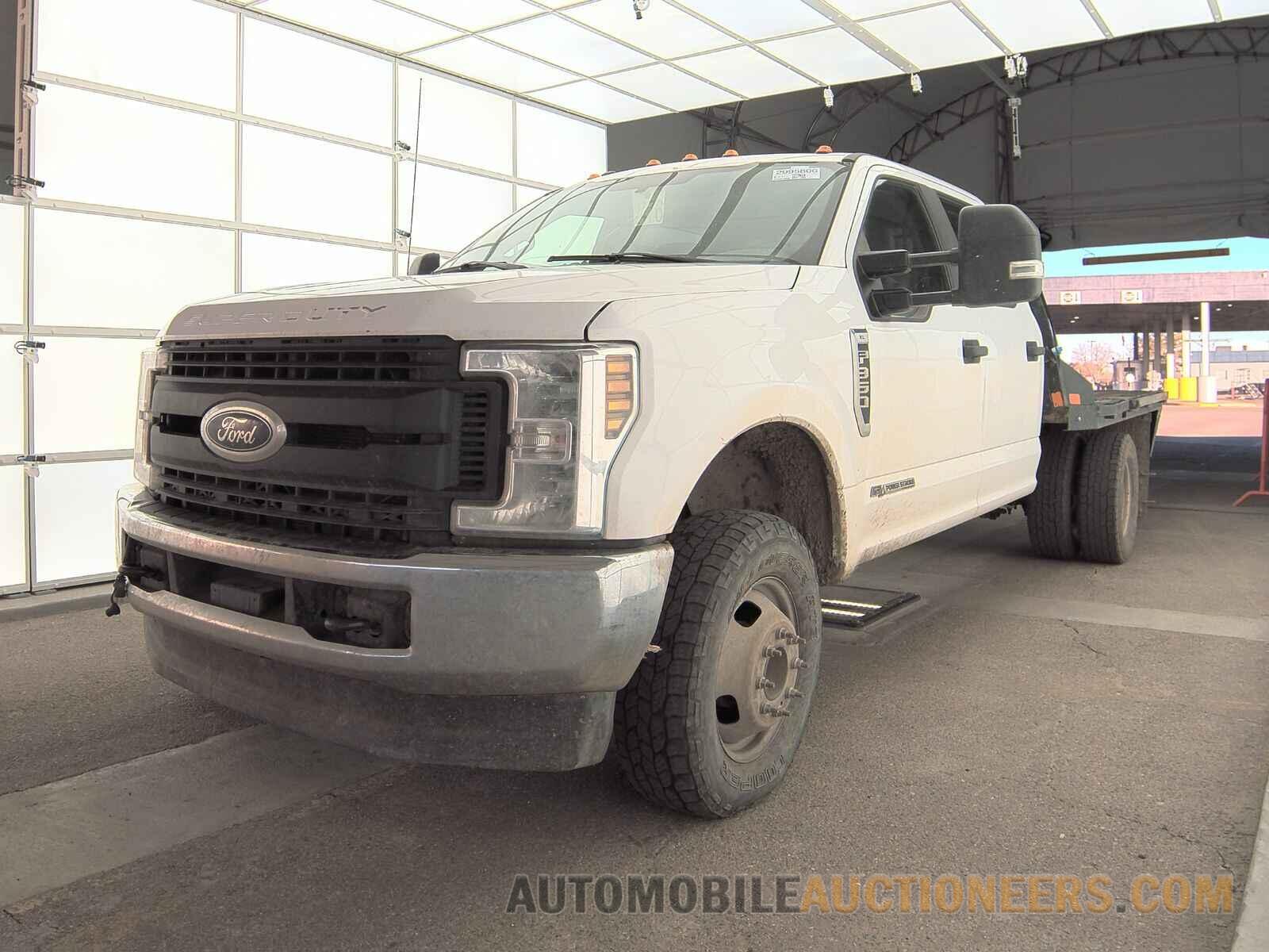 1FD8W3HT5JEB73322 Ford Super Duty 2018