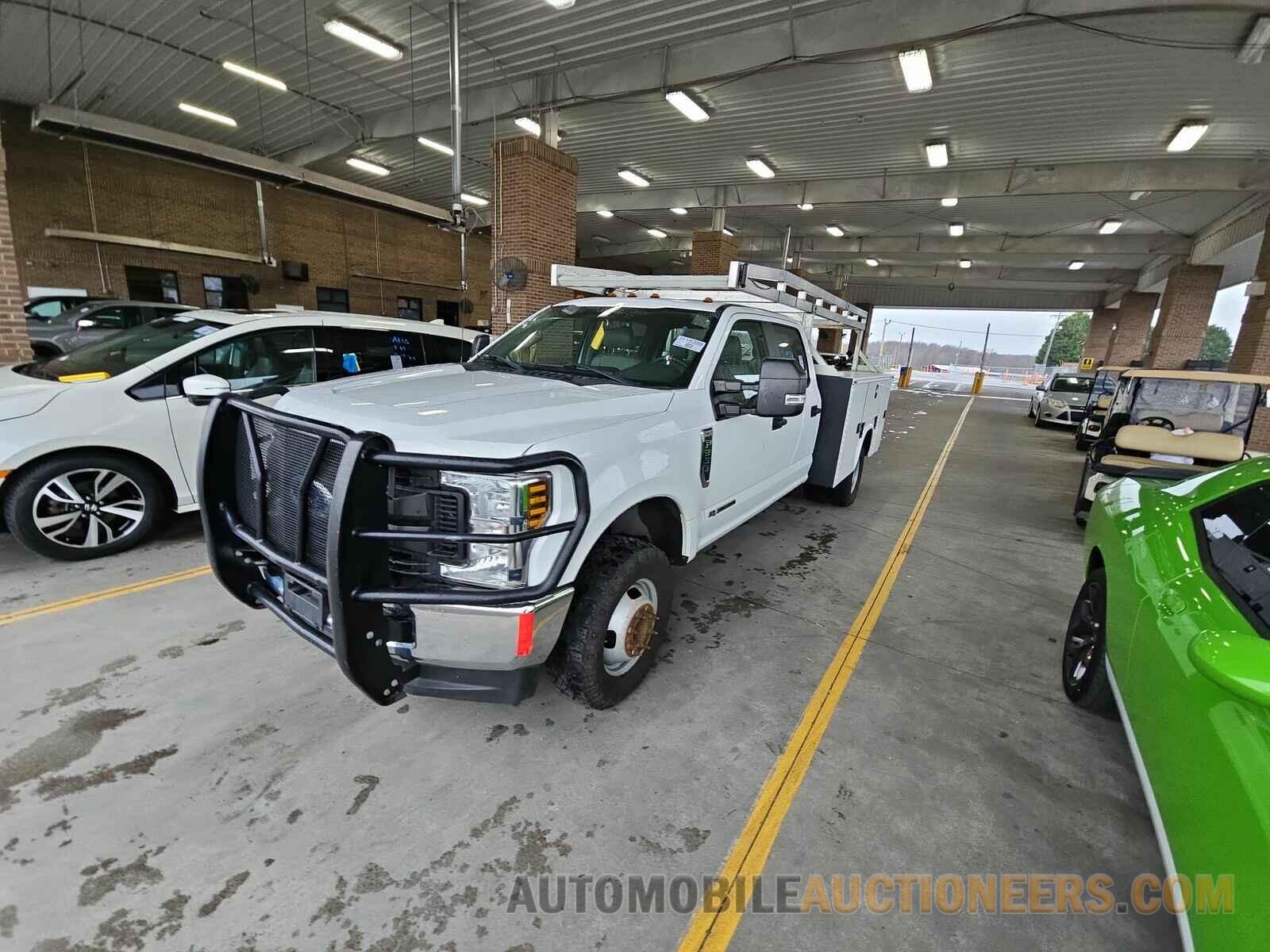 1FD8W3HT6KED70937 Ford Super Duty 2019