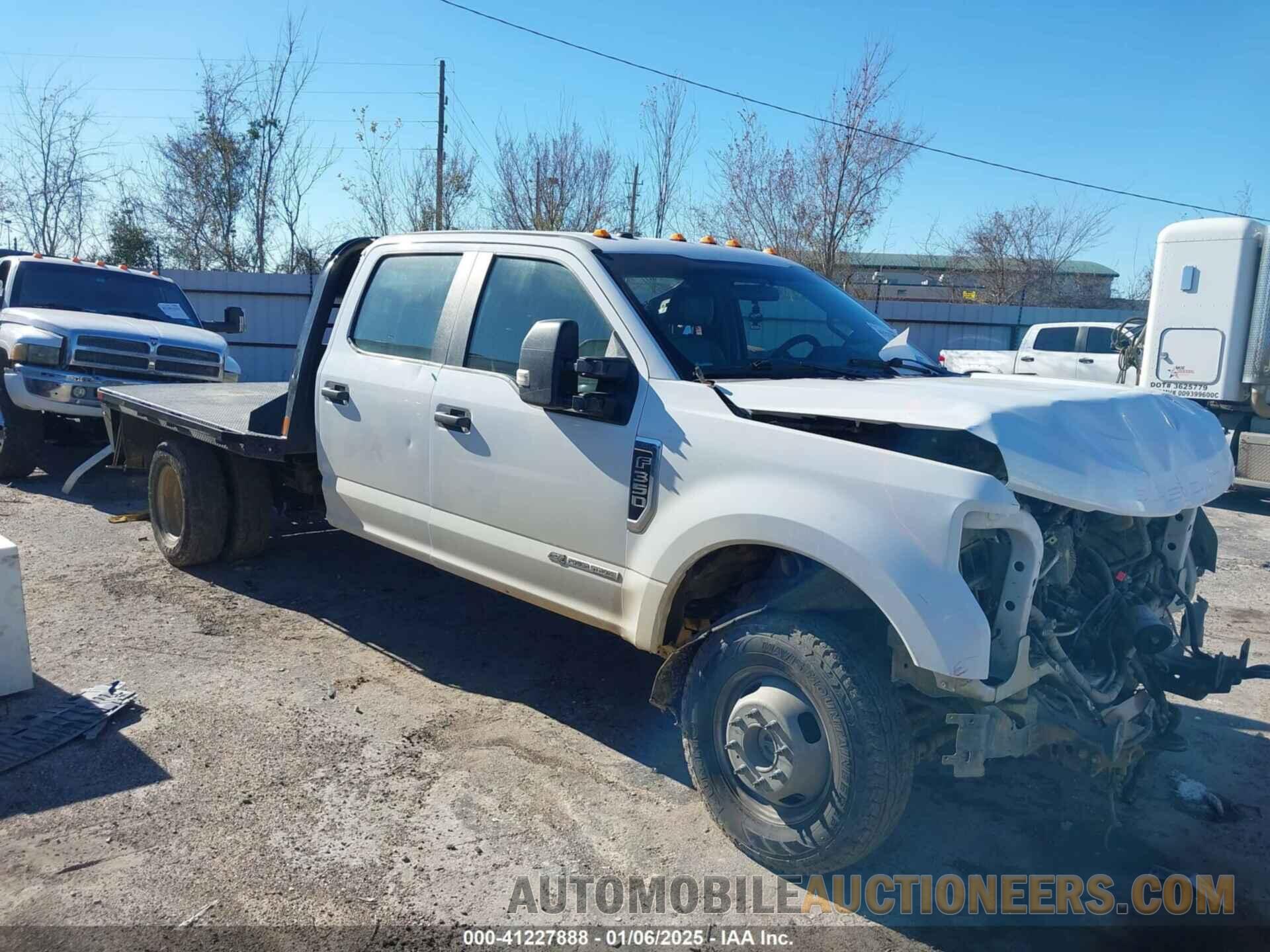 1FD8W3HT6KEE14466 FORD F-350 CHASSIS 2019