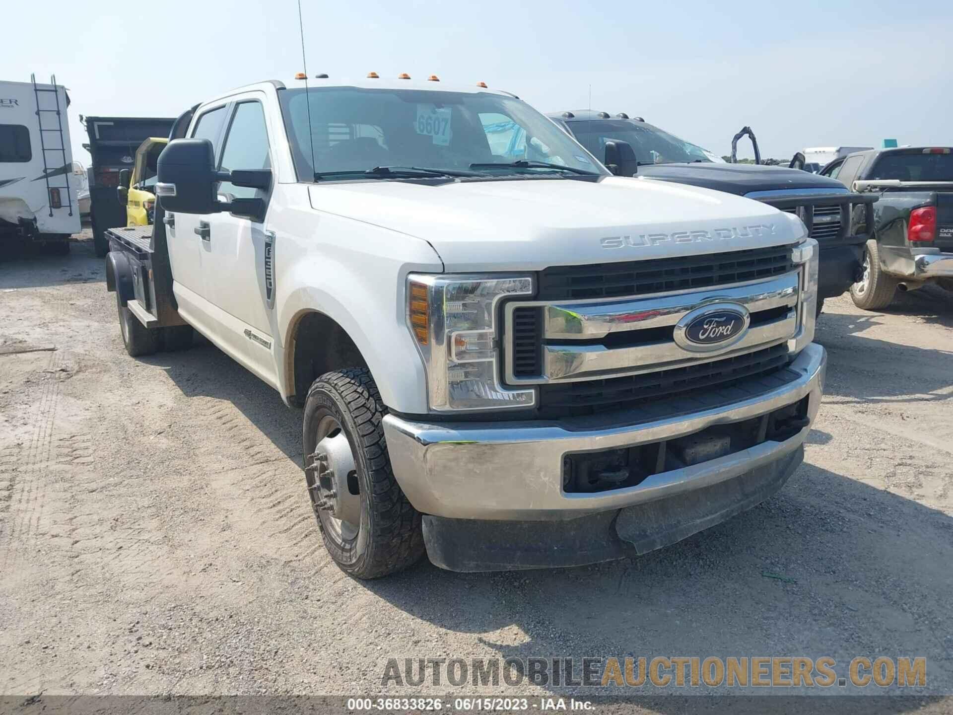 1FD8W3HT6KEF50998 FORD SUPER DUTY F-350 DRW 2019