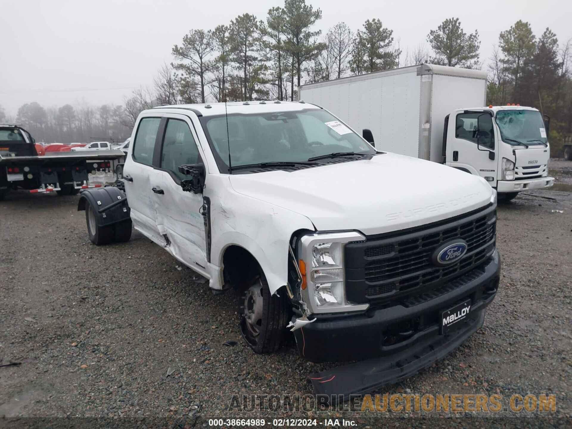 1FD8W3HT7PED43415 FORD F-350 CHASSIS 2023