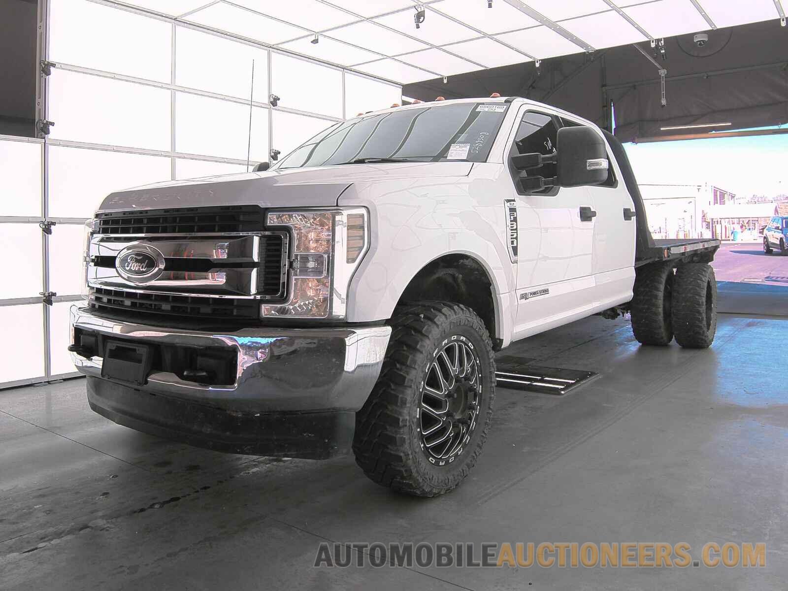 1FD8W3HTXKEE23302 Ford Super Duty 2019