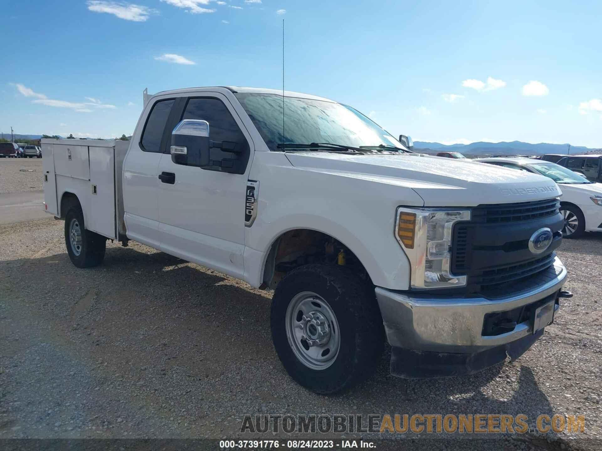 1FD8X3B62KEE67911 FORD SUPER DUTY F-350 SRW 2019