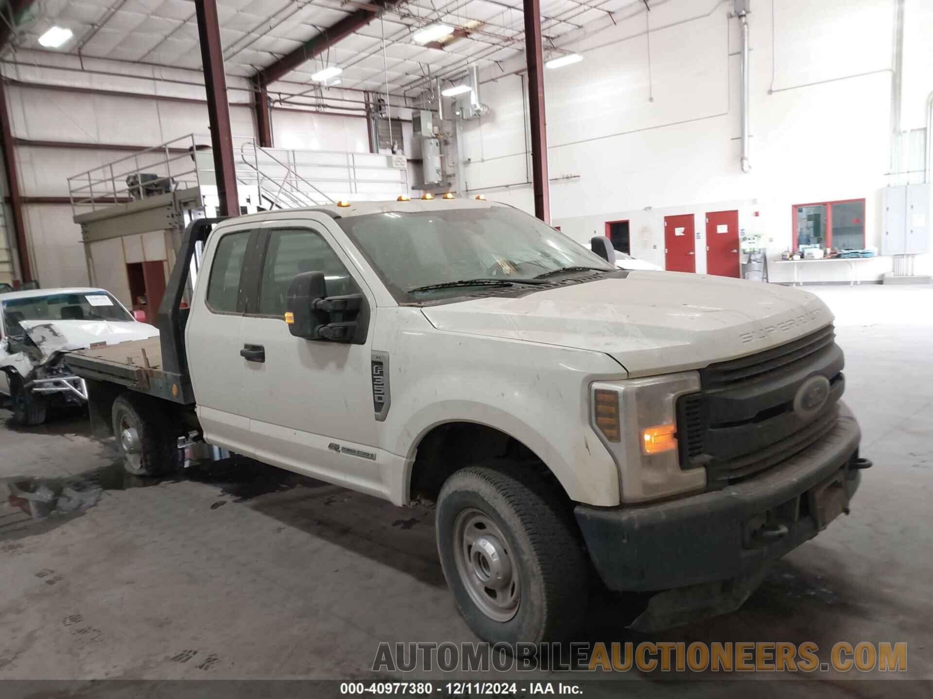 1FD8X3BT2JEB43331 FORD F-350 2018