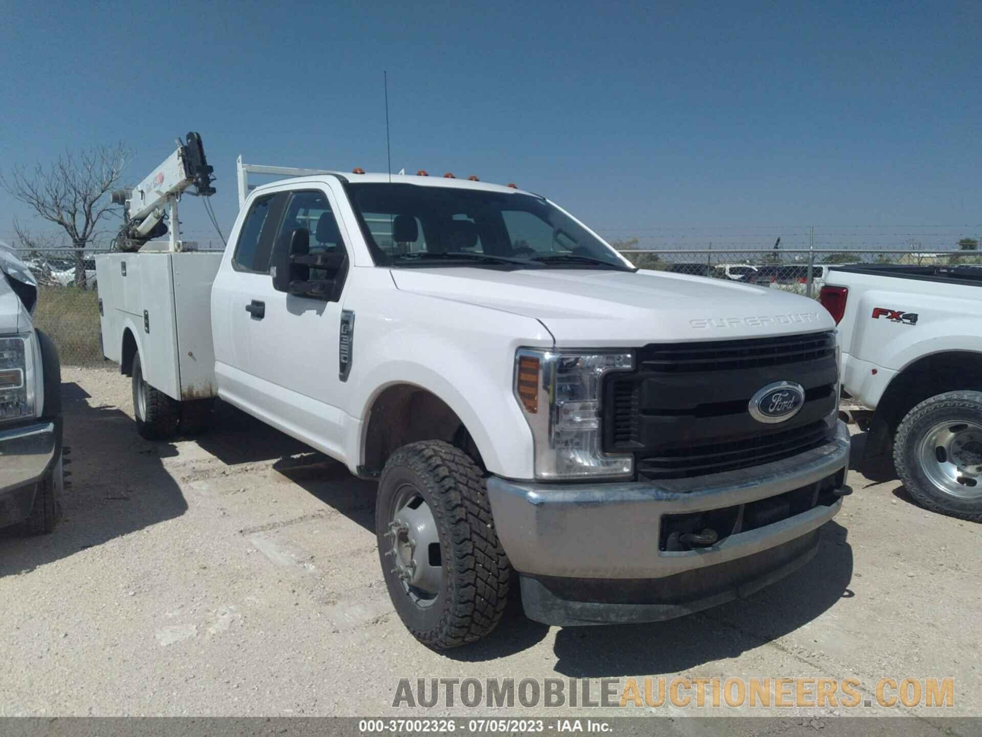 1FD8X3H66KEF23663 FORD SUPER DUTY F-350 DRW 2019