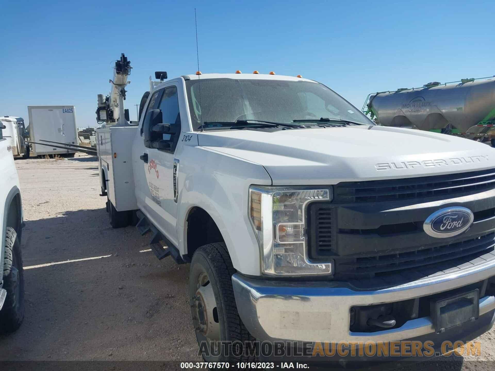 1FD8X3H67KEC83104 FORD F350 2019