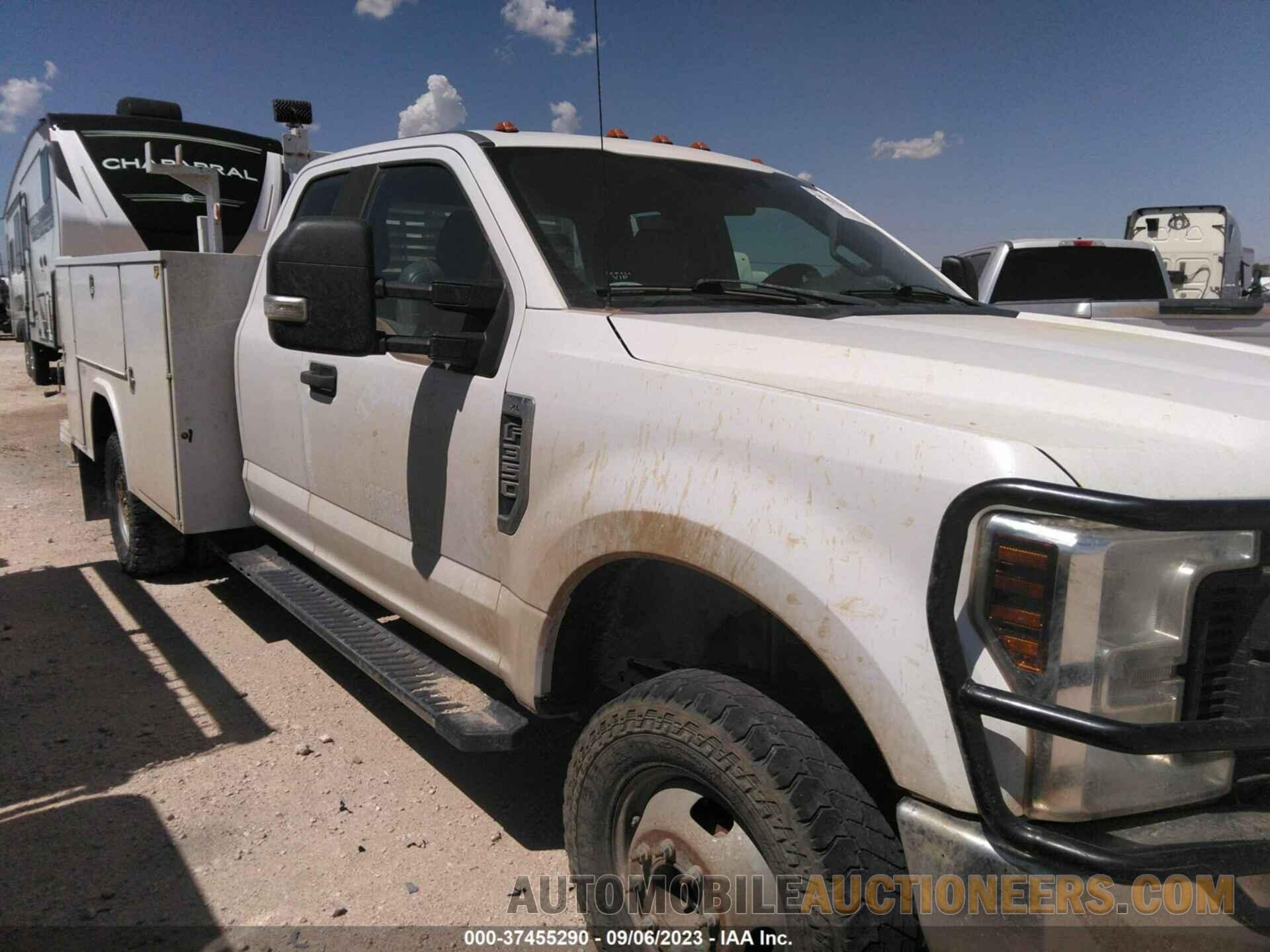 1FD8X3H6XKEF23536 FORD F350 2019