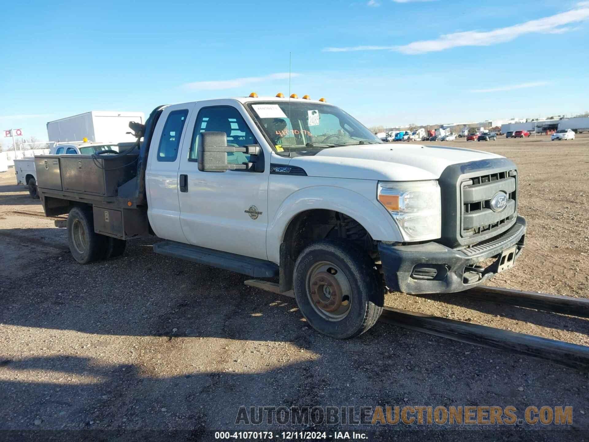 1FD8X3HT2FEA77670 FORD F-350 CHASSIS 2015