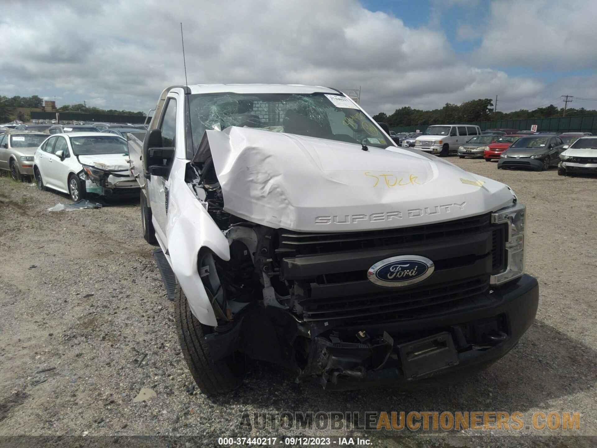 1FDBF2A60KED43009 FORD SUPER DUTY F-250 SRW 2019