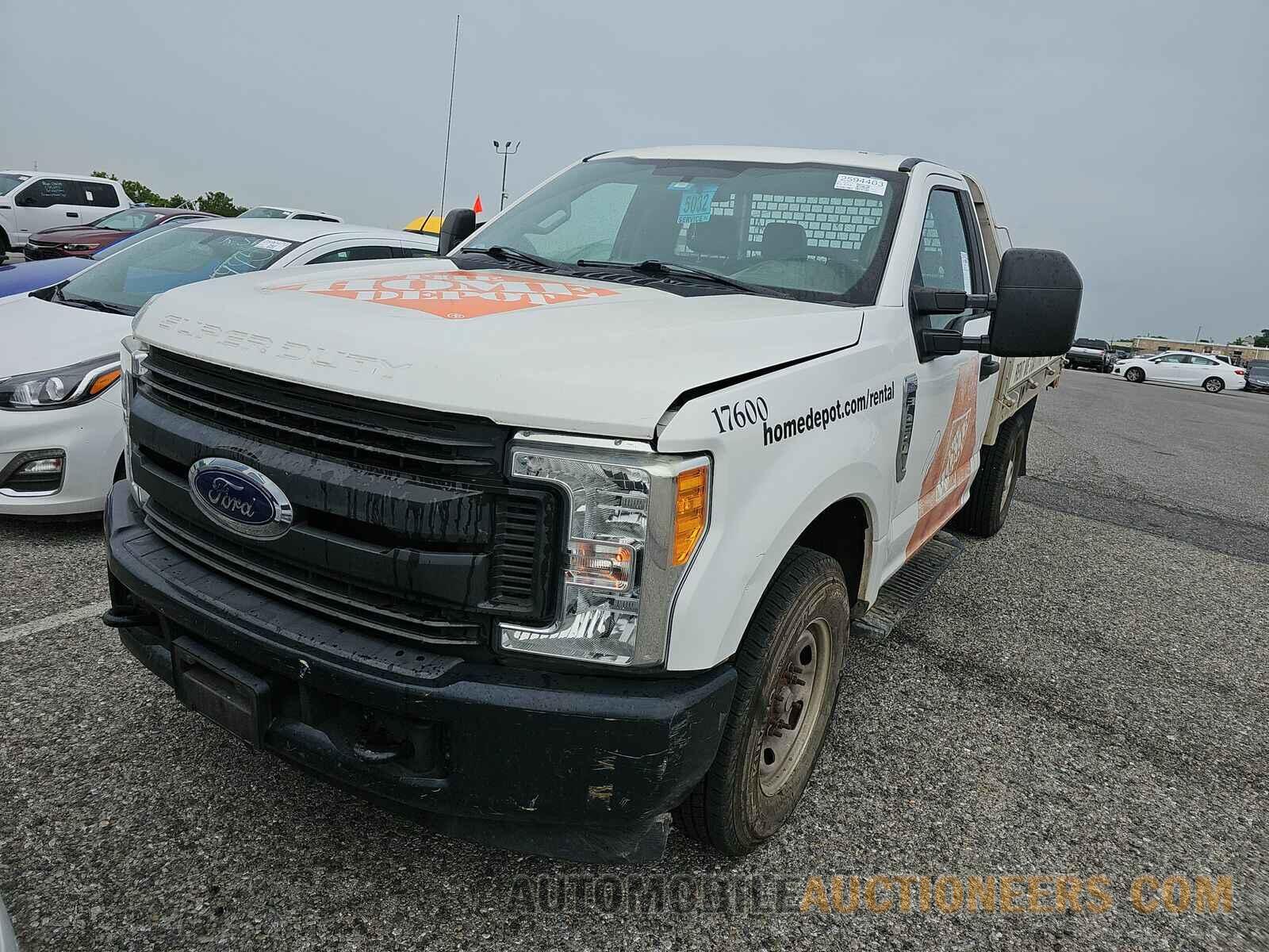 1FDBF2A64HEC81879 Ford Super Duty F-250 2017