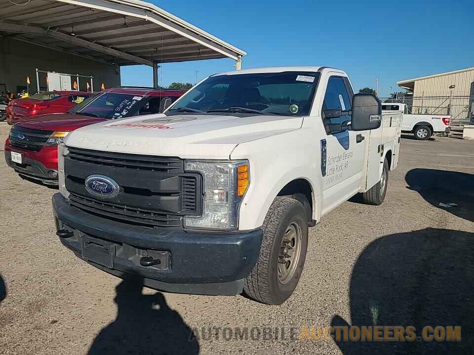 1FDBF2A69HED80858 Ford Super Duty F-250 SRW 2017