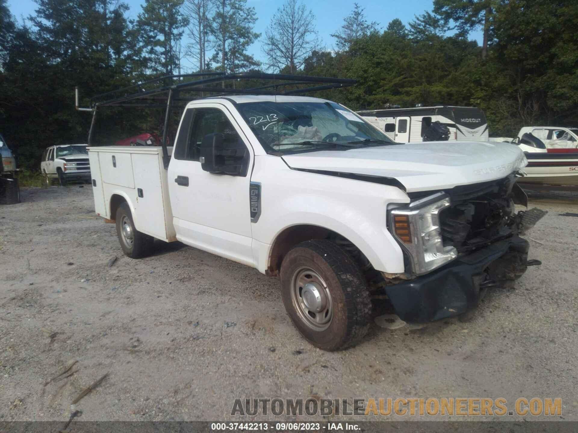 1FDBF3A67JEC47933 FORD SUPER DUTY F-350 SRW 2018