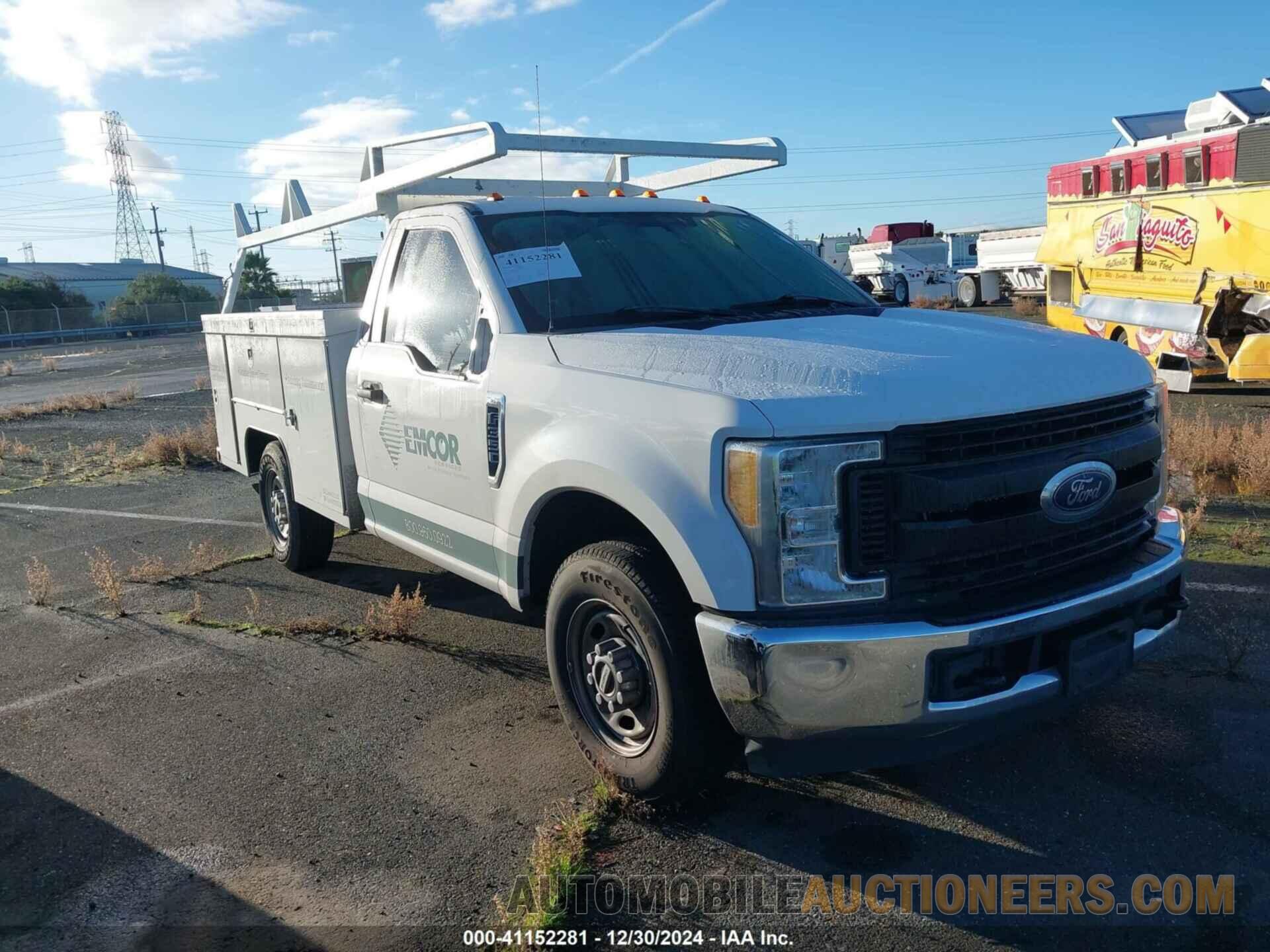 1FDBF3E67HEB53751 FORD F-350 CHASSIS 2017