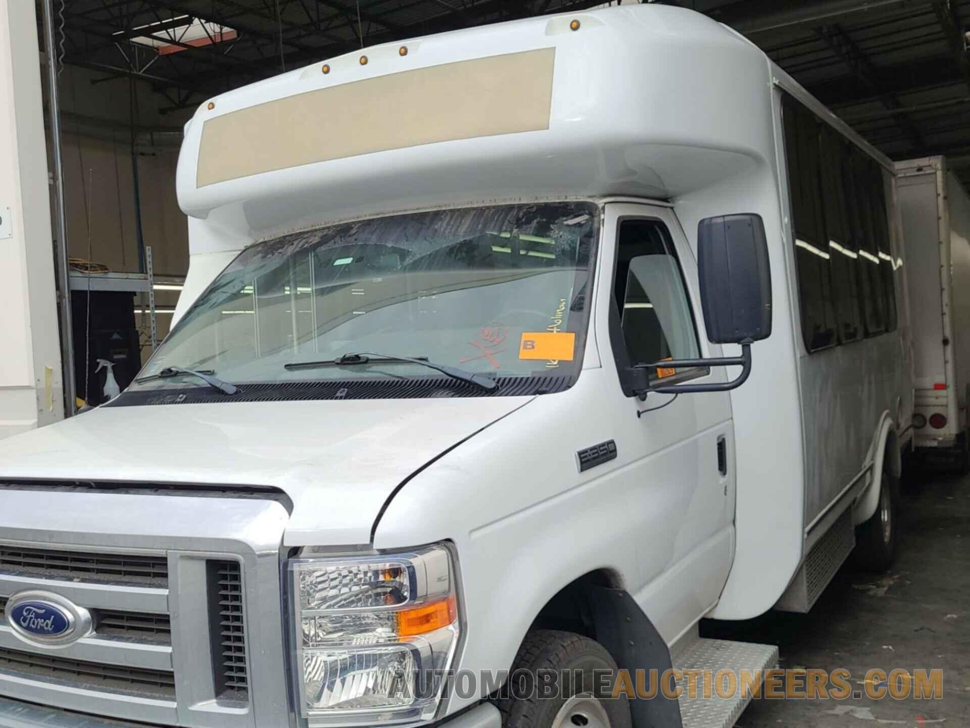 1FDEE3FS4KDC71457 FORD E-350 CUTAWAY 2019