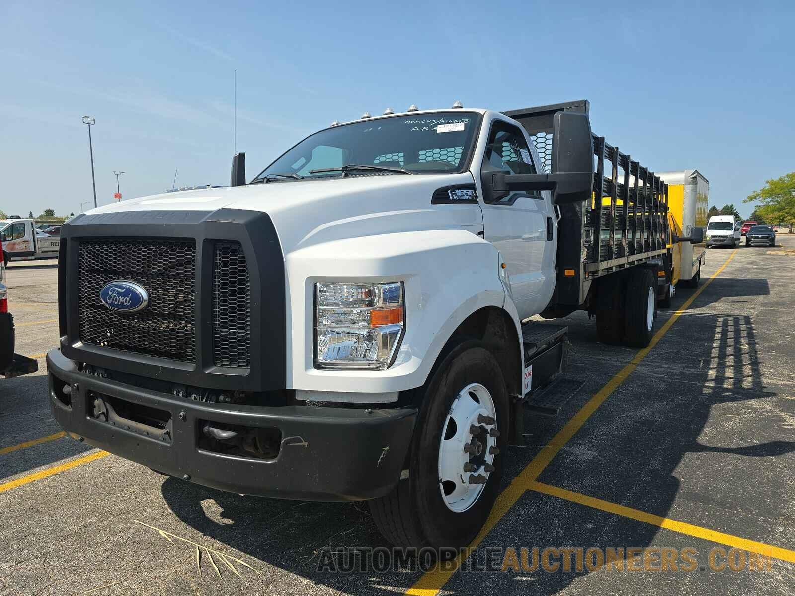 1FDNF6AN7NDF00900 Ford F-650 2021