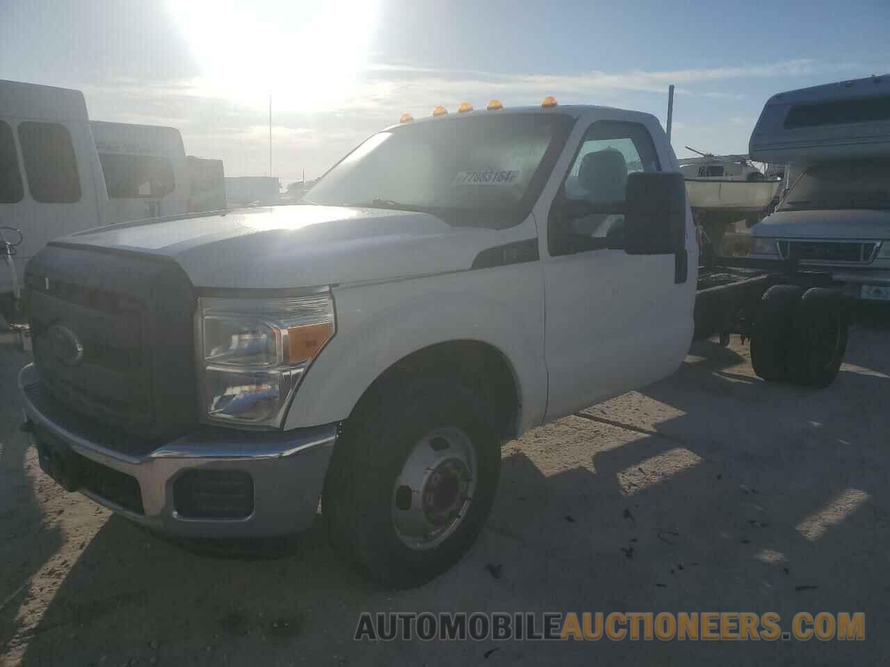 1FDRF3G64FED11584 FORD F350 2015