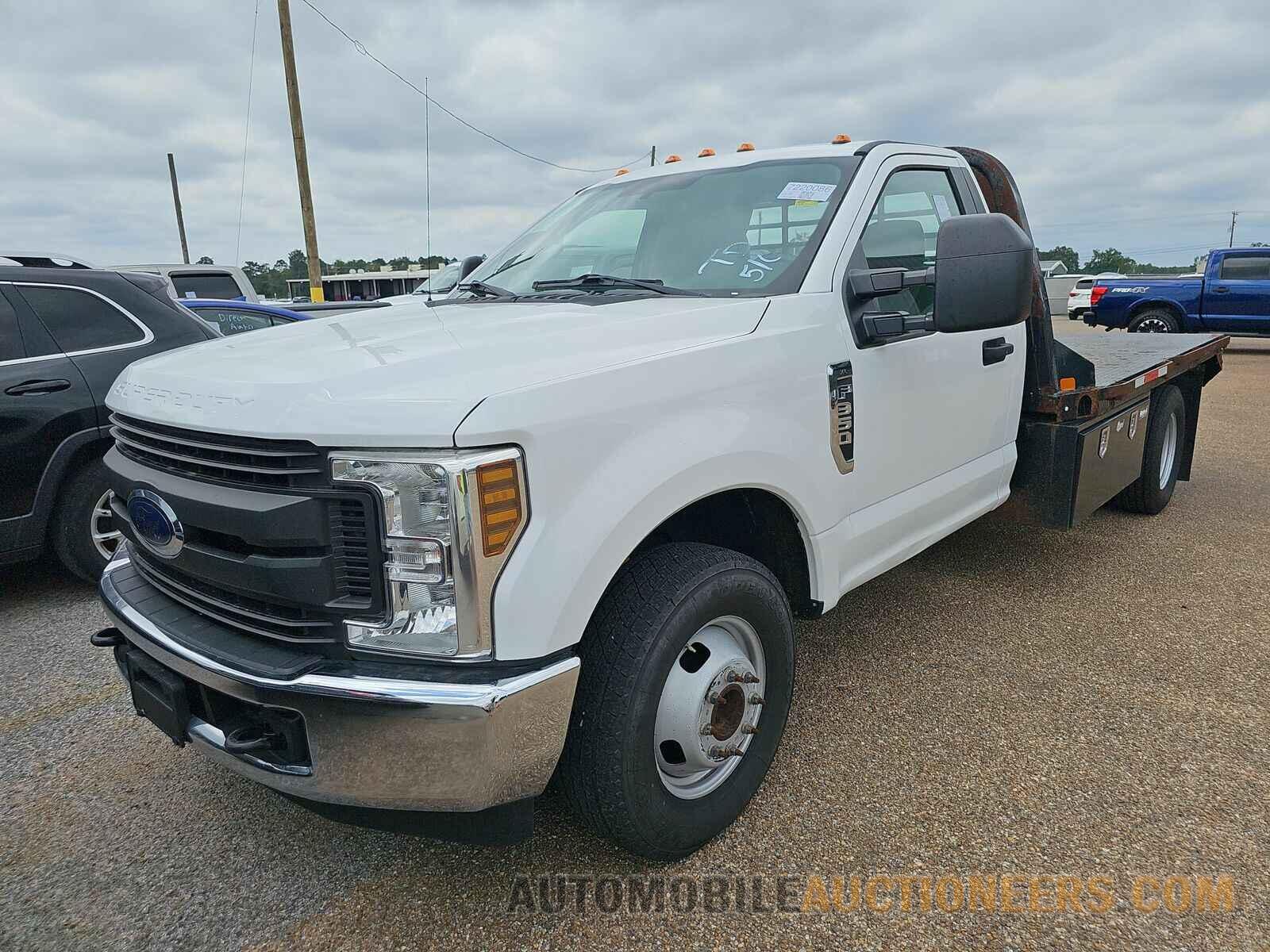 1FDRF3G68JEC14400 Ford Super Duty 2018