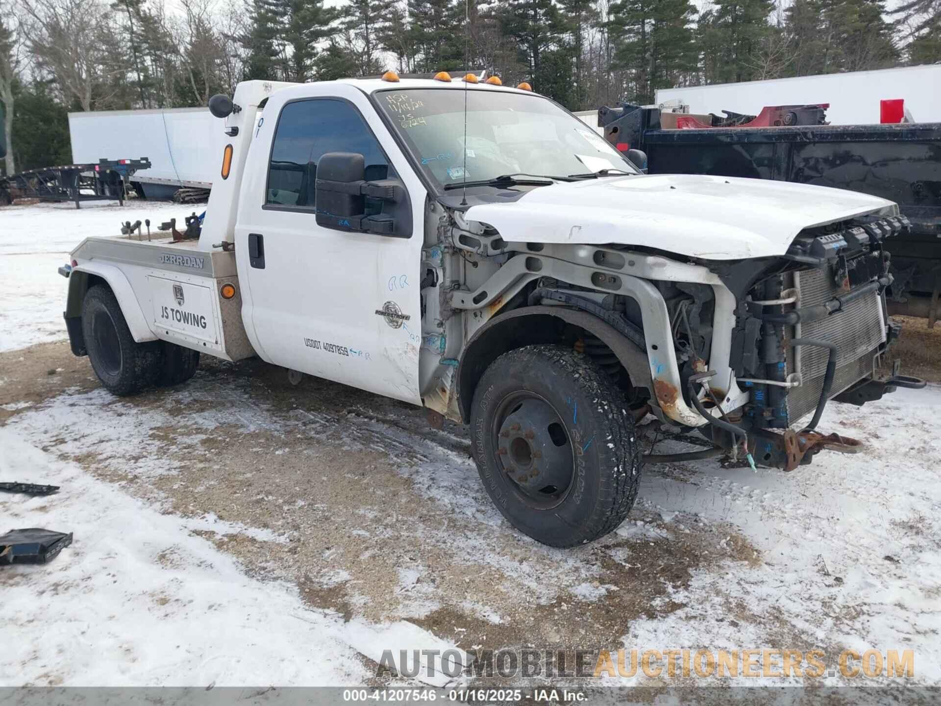 1FDRF3GT5DEA16724 FORD F-350 CHASSIS 2013