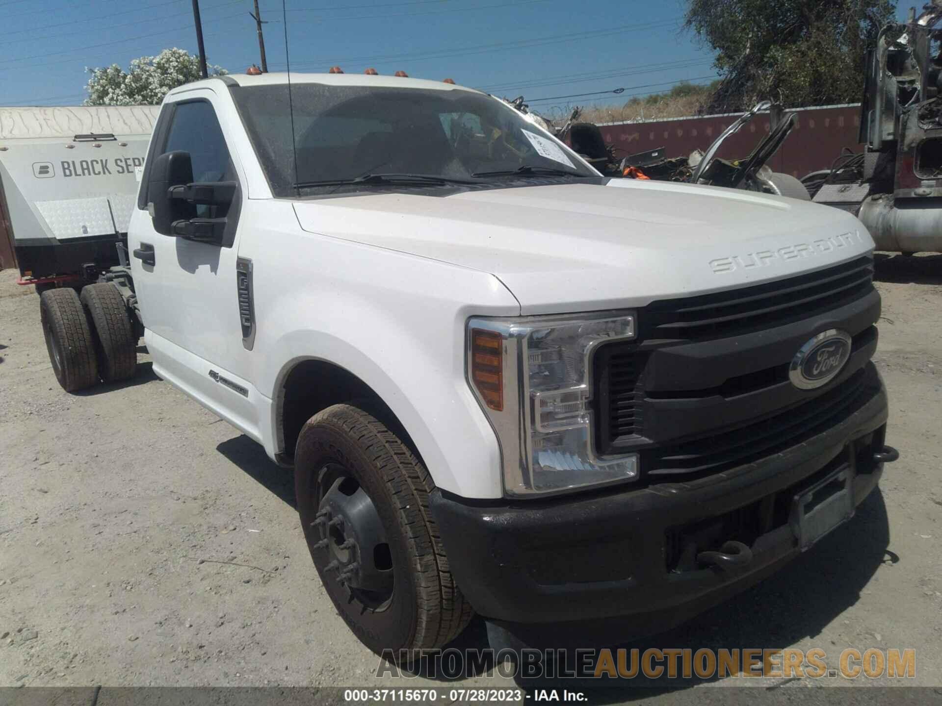 1FDRF3GT7JEC65649 FORD SUPER DUTY F-350 DRW 2018