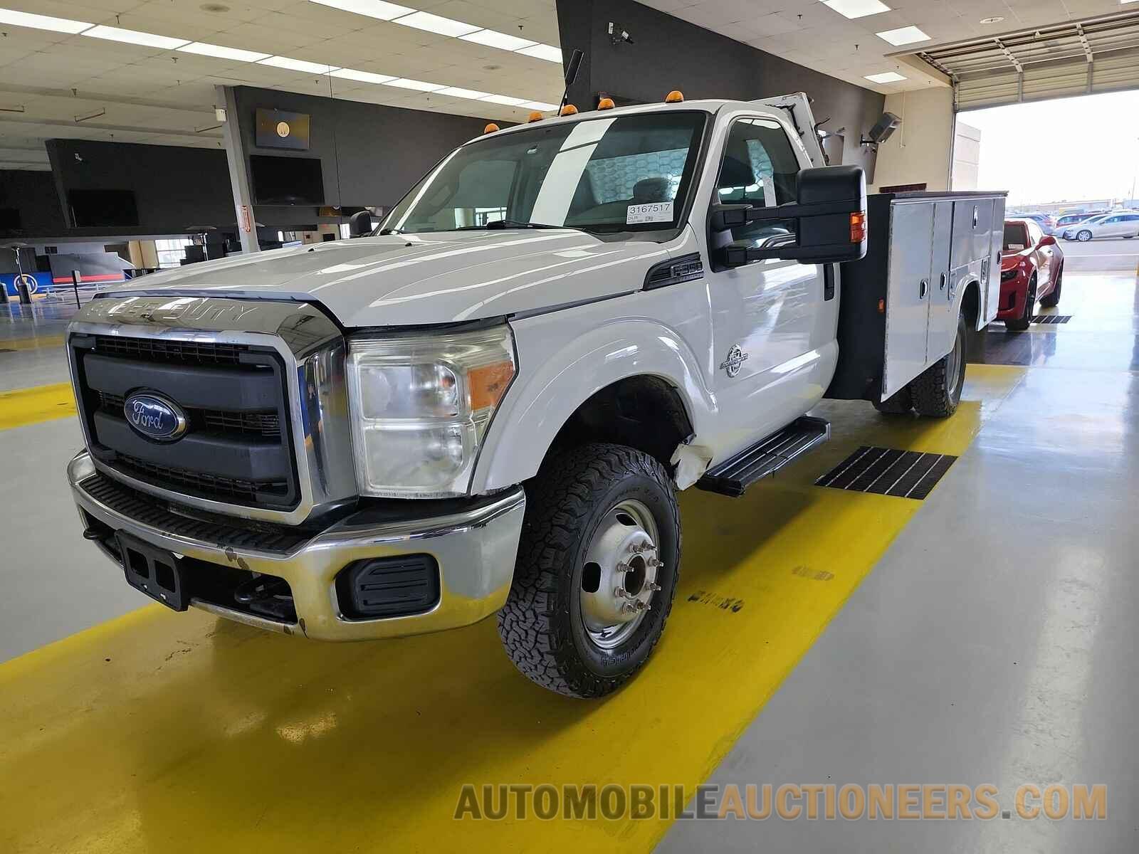 1FDRF3HT4FED58067 Ford Super Duty F-350 DRW 2015