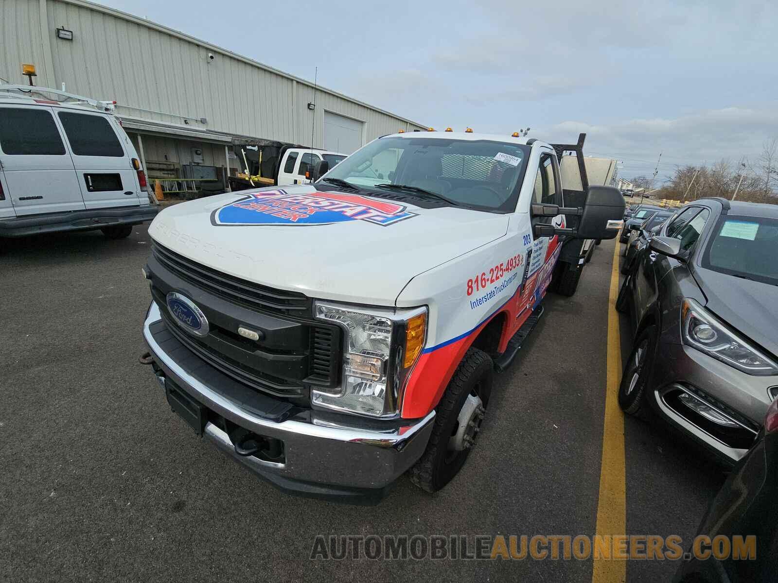 1FDRF3HT4HEE86764 Ford Super Duty 2017