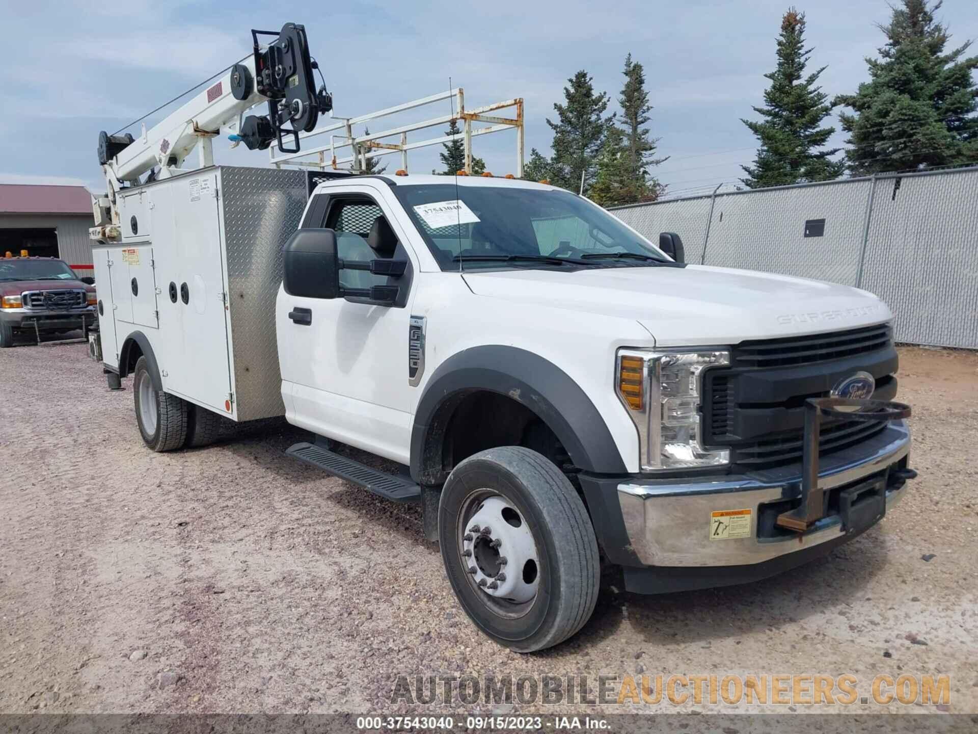 1FDUF5GY1KDA01450 FORD SUPER DUTY F-550 DRW 2019