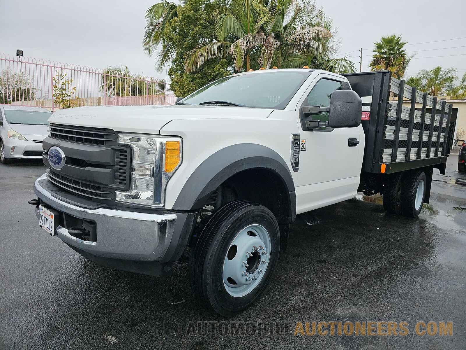 1FDUF5GY8HEF27450 Ford Super Duty F-550 2017