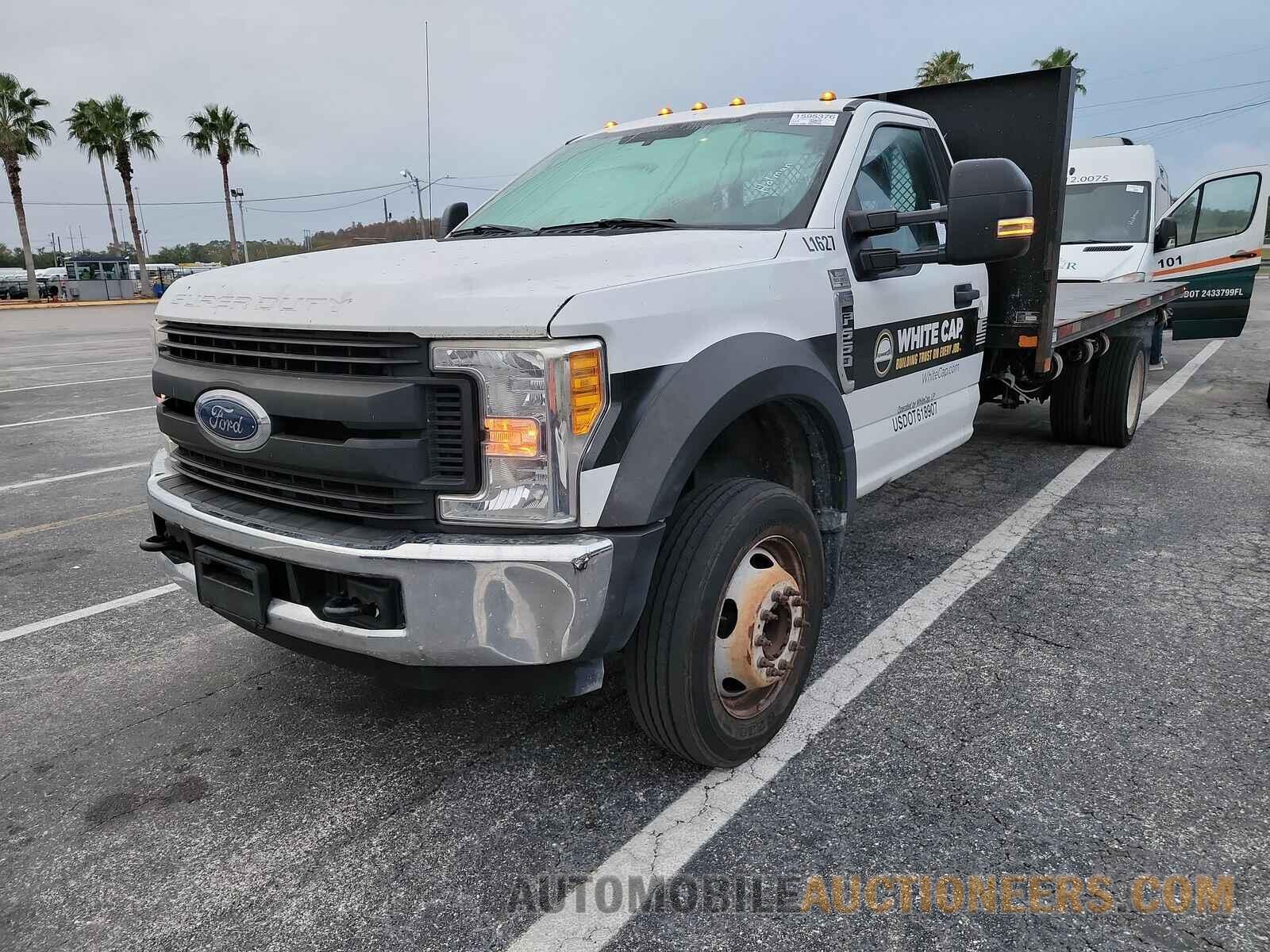 1FDUF5GYXHEE58485 Ford Super Duty F-550 2017