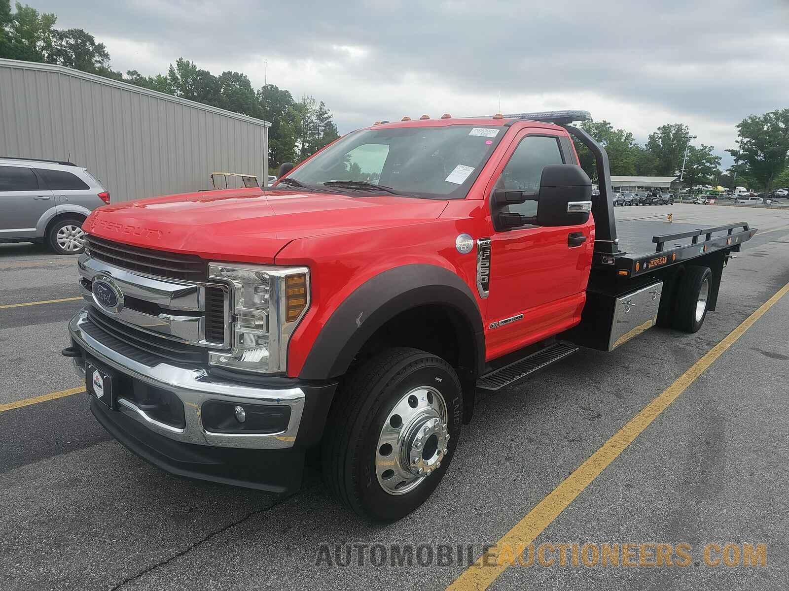 1FDUF5HT5KEC17699 Ford Super Duty F-550 2019