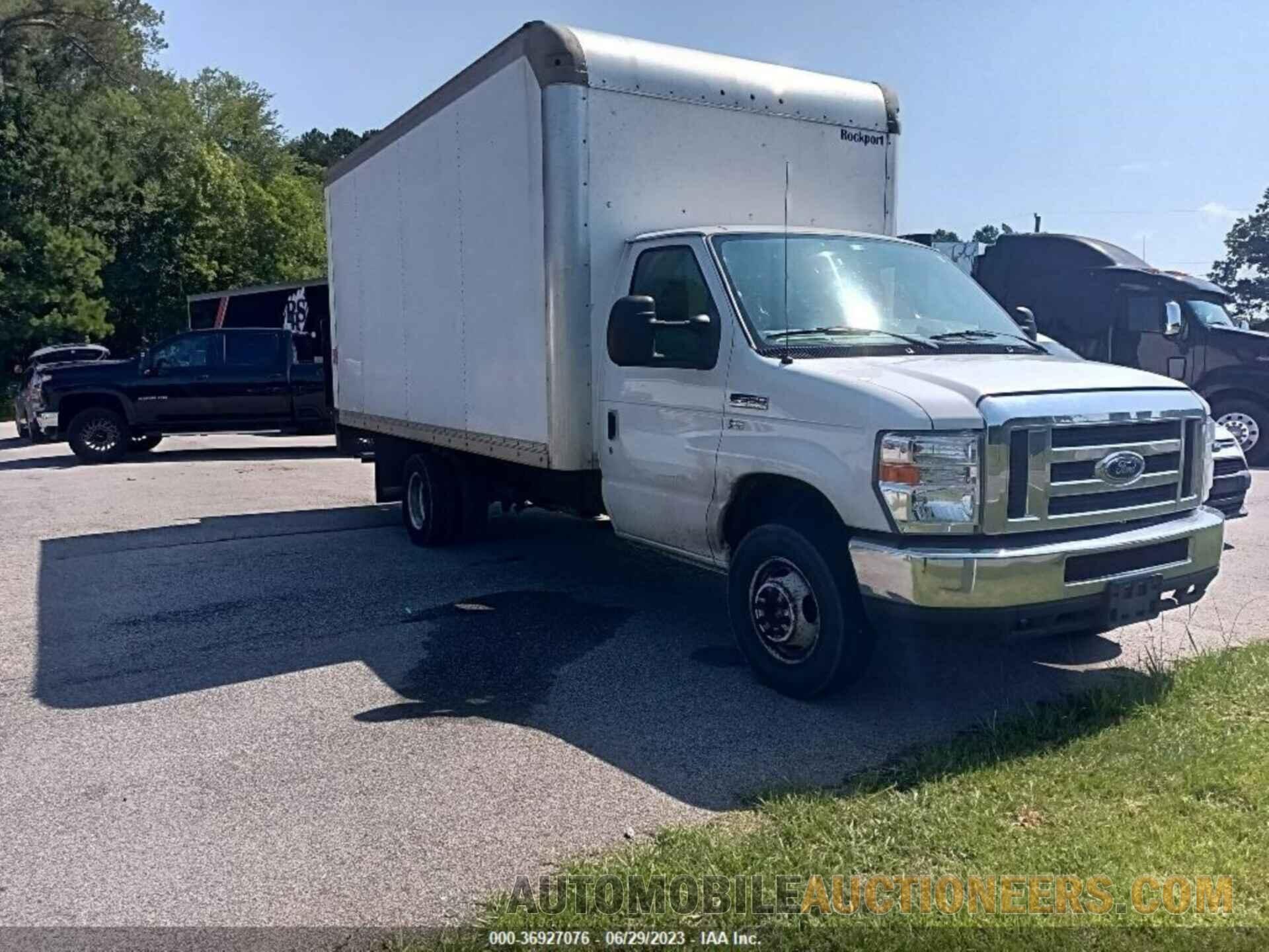 1FDWE3F67JDC36076 FORD E350 2018