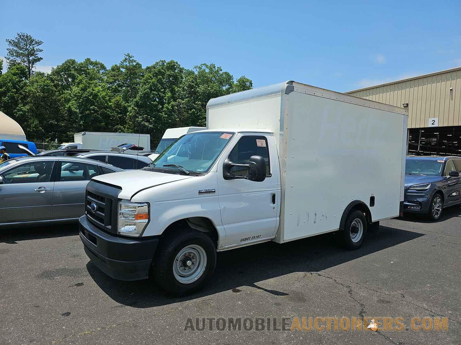 1FDWE3FK3NDC39463 Ford E-350 2022