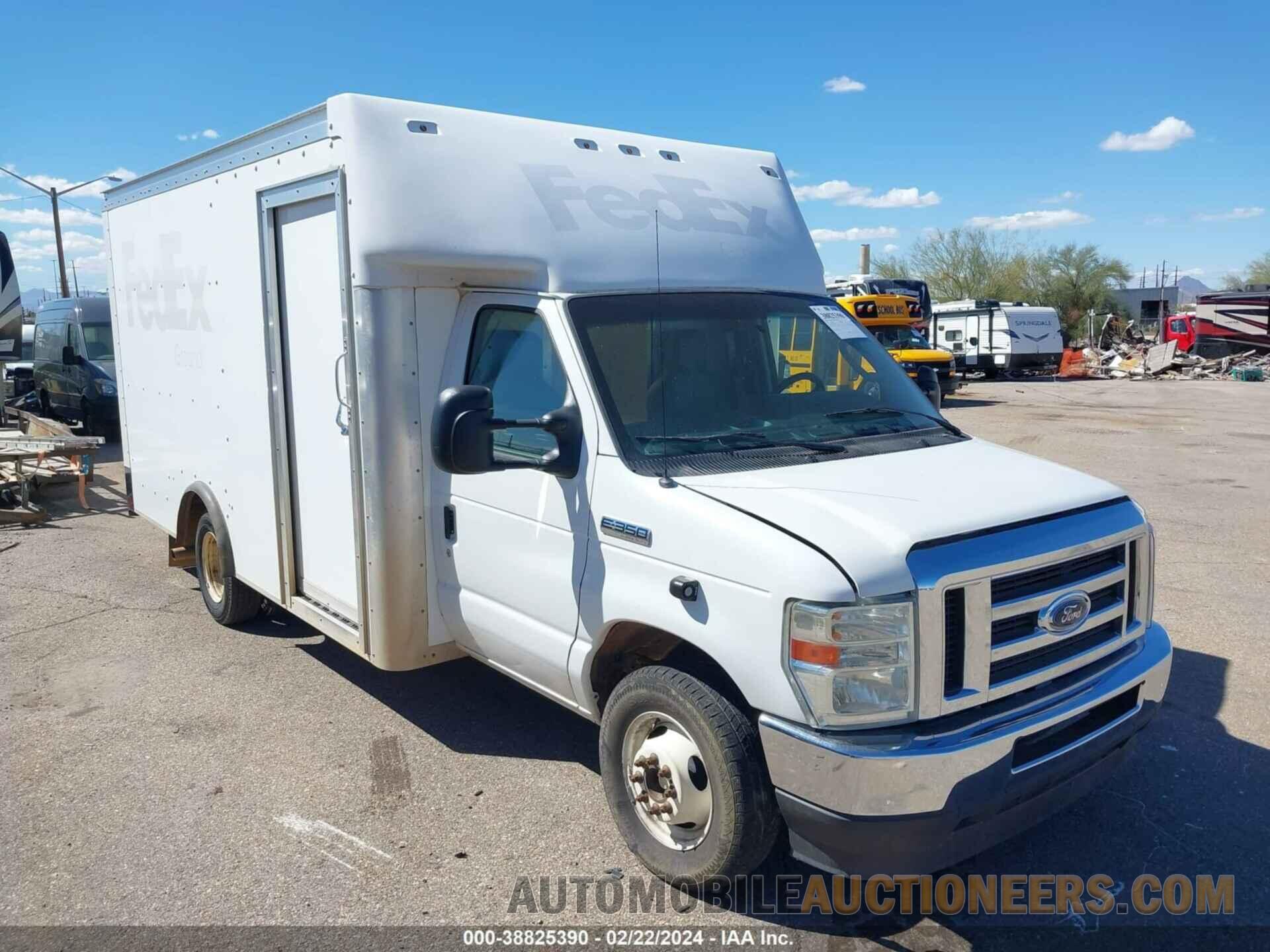 1FDWE3FK4NDC05645 FORD E-350 CUTAWAY 2022