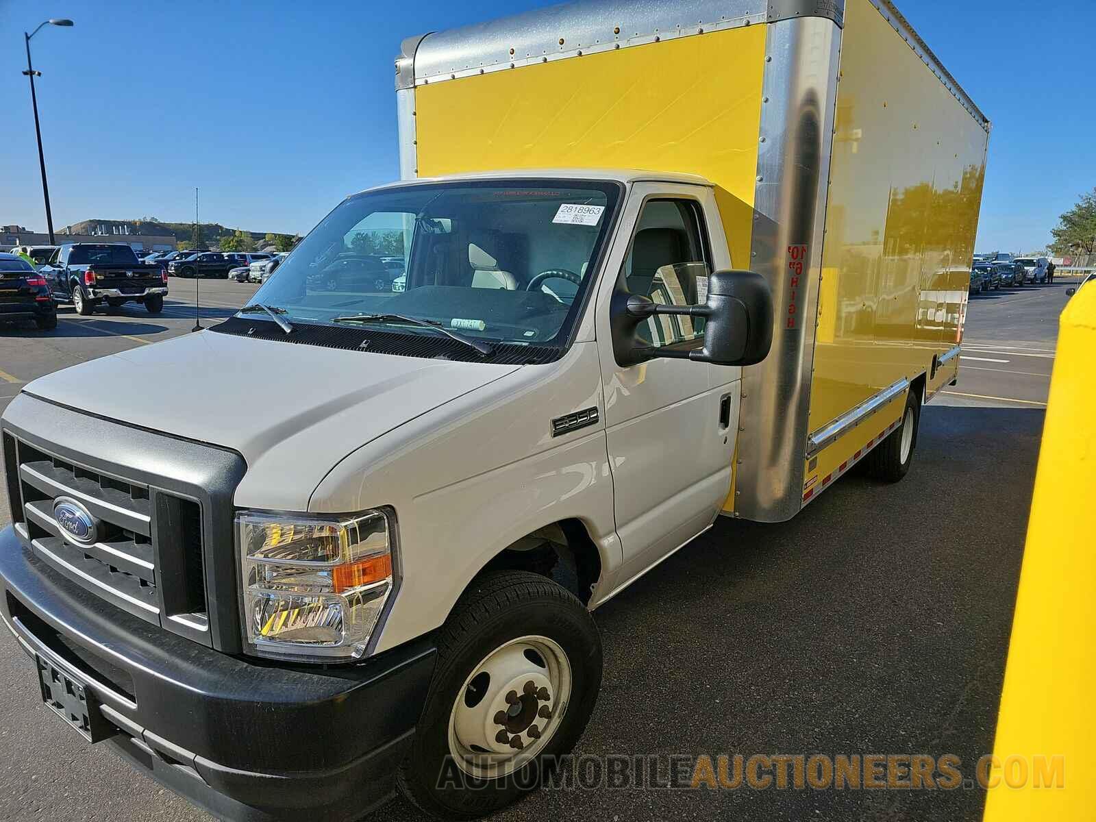 1FDWE3FKXNDC23289 Ford E-350 C 2022